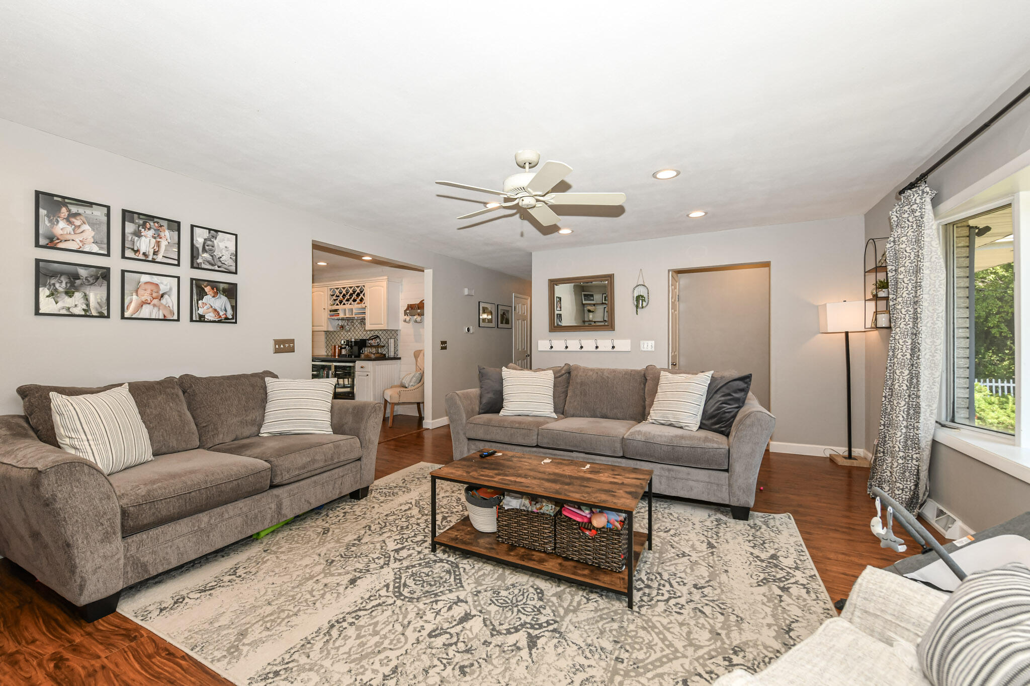 8832 Pheasant Run, Burlington