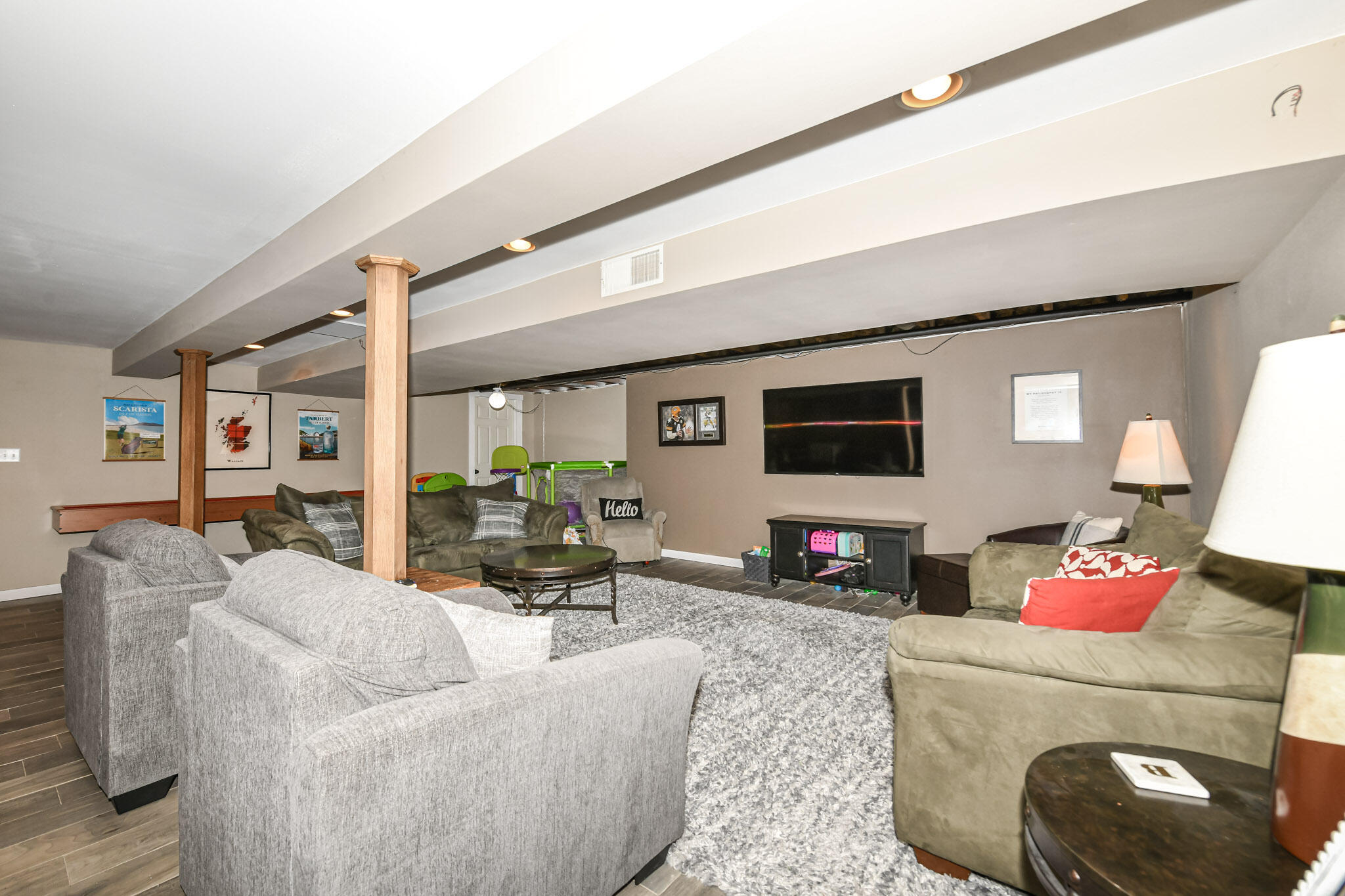 8832 Pheasant Run, Burlington