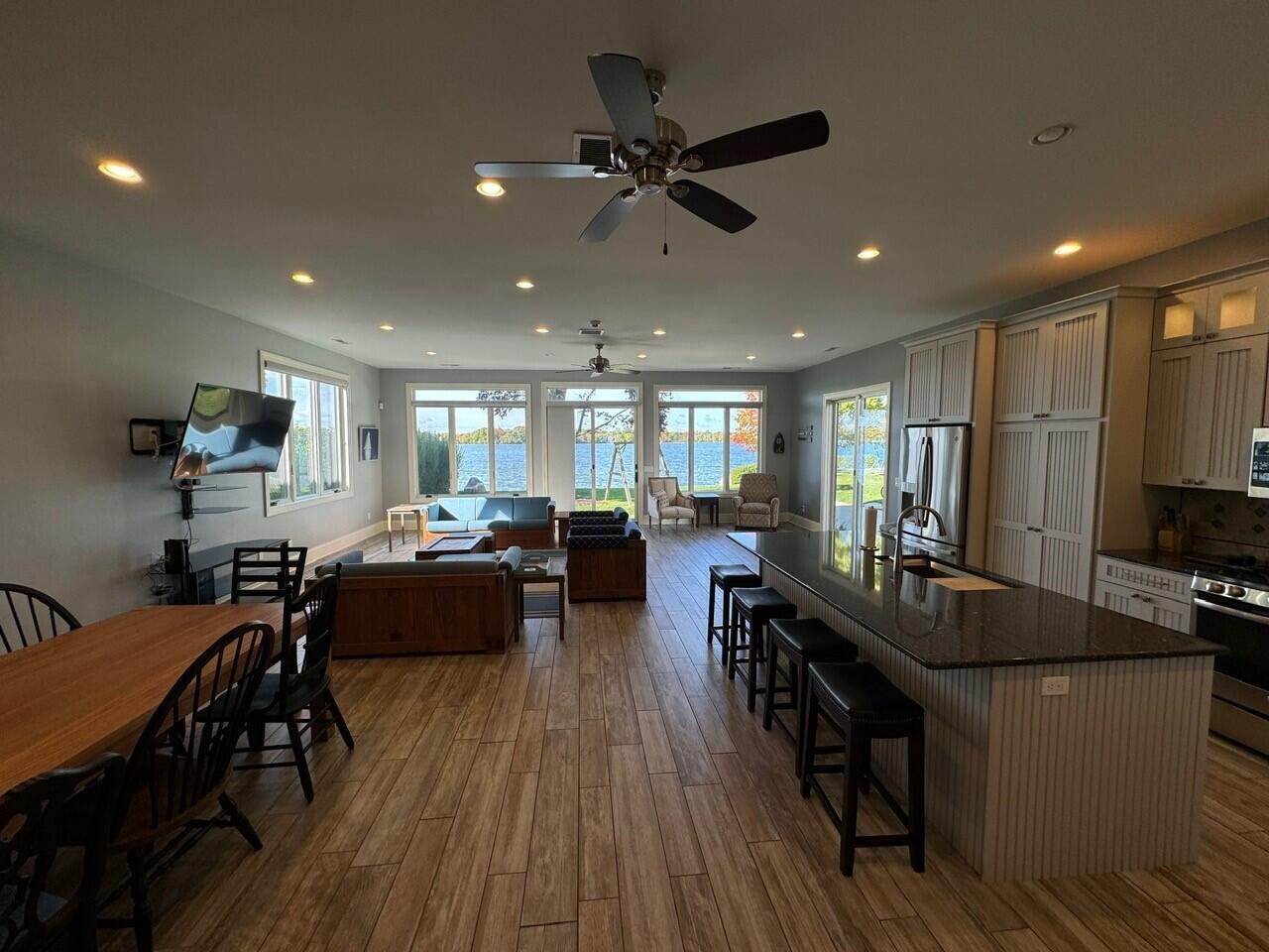 3520 Caldwell Dr, Burlington