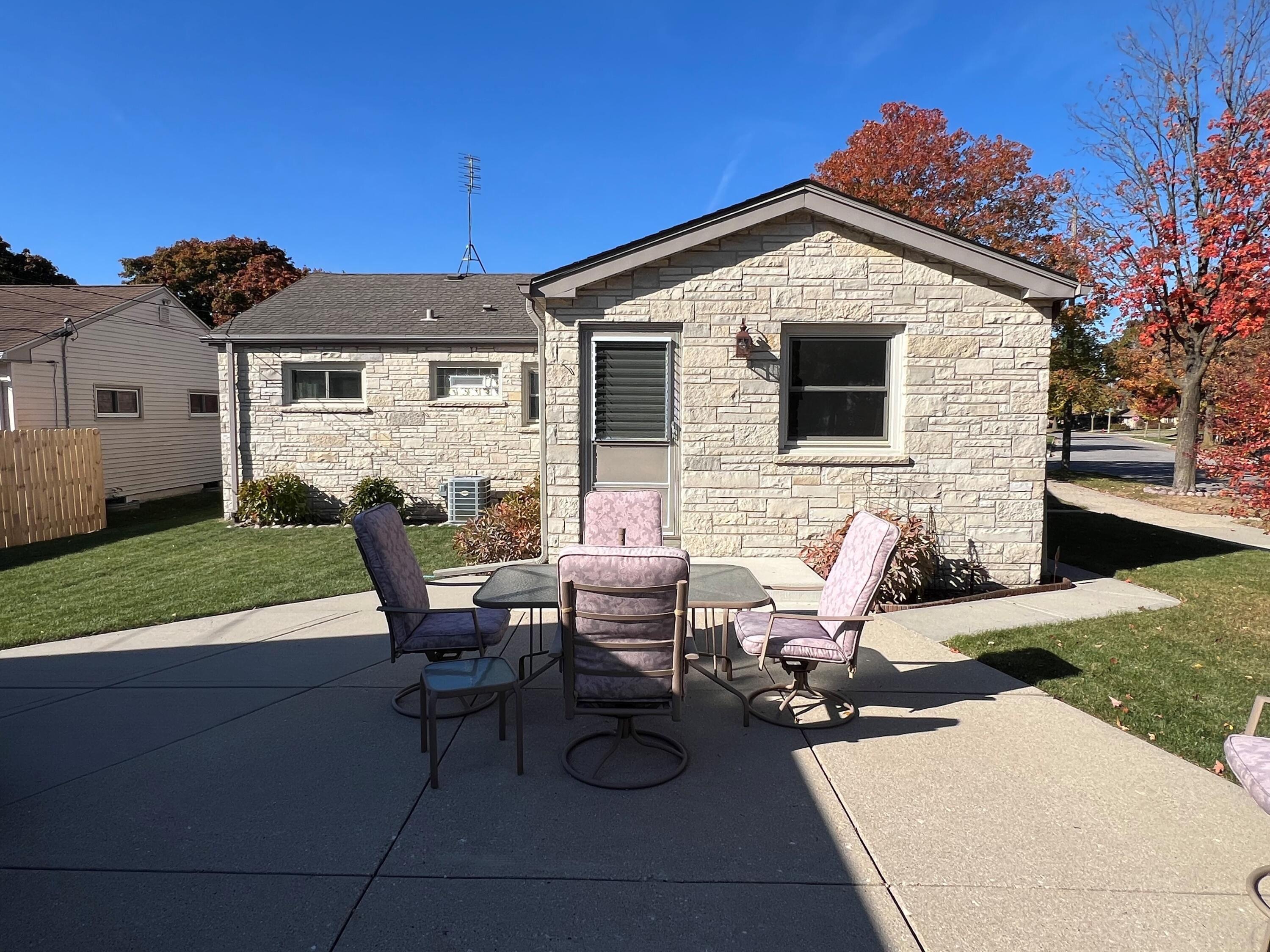 3200 S 69th St, Milwaukee