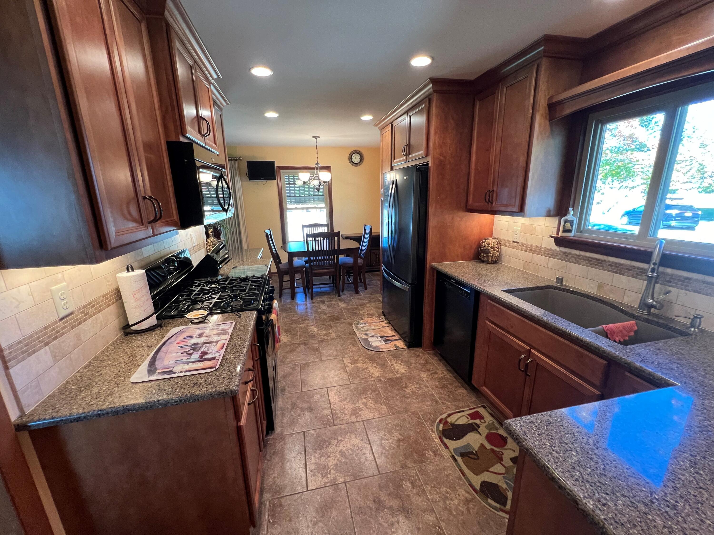 3200 S 69th St, Milwaukee