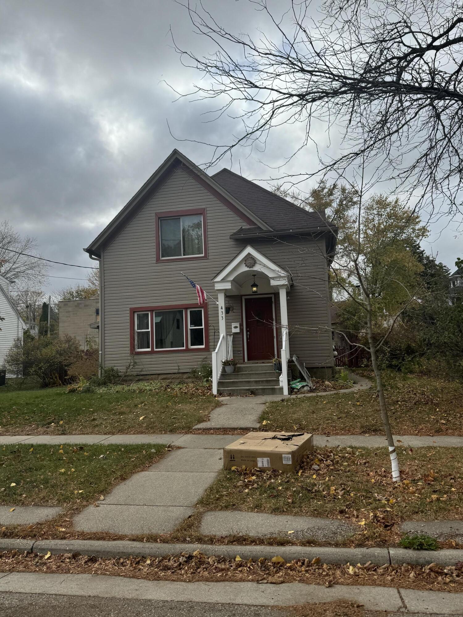 433 Edward St, Burlington