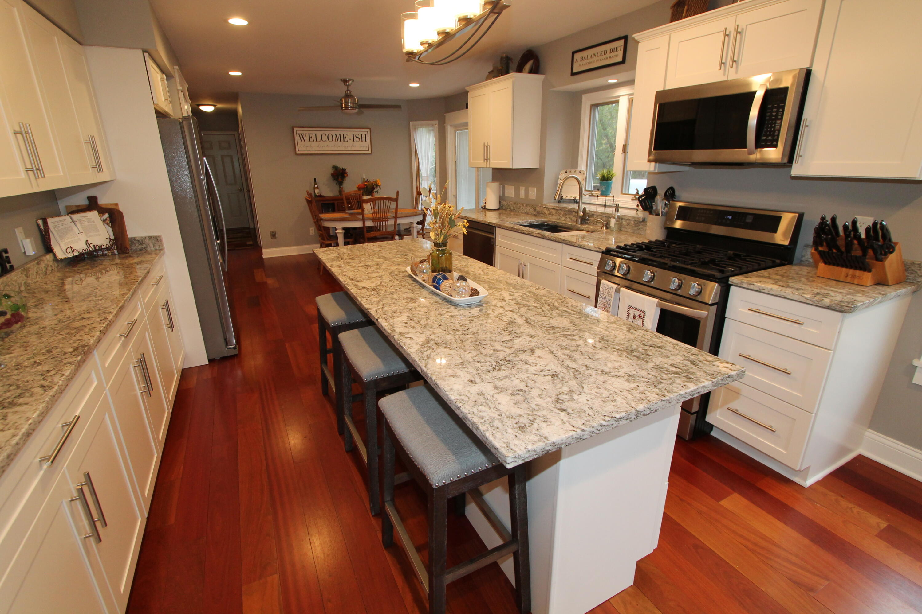 3107 Walden Way, Racine
