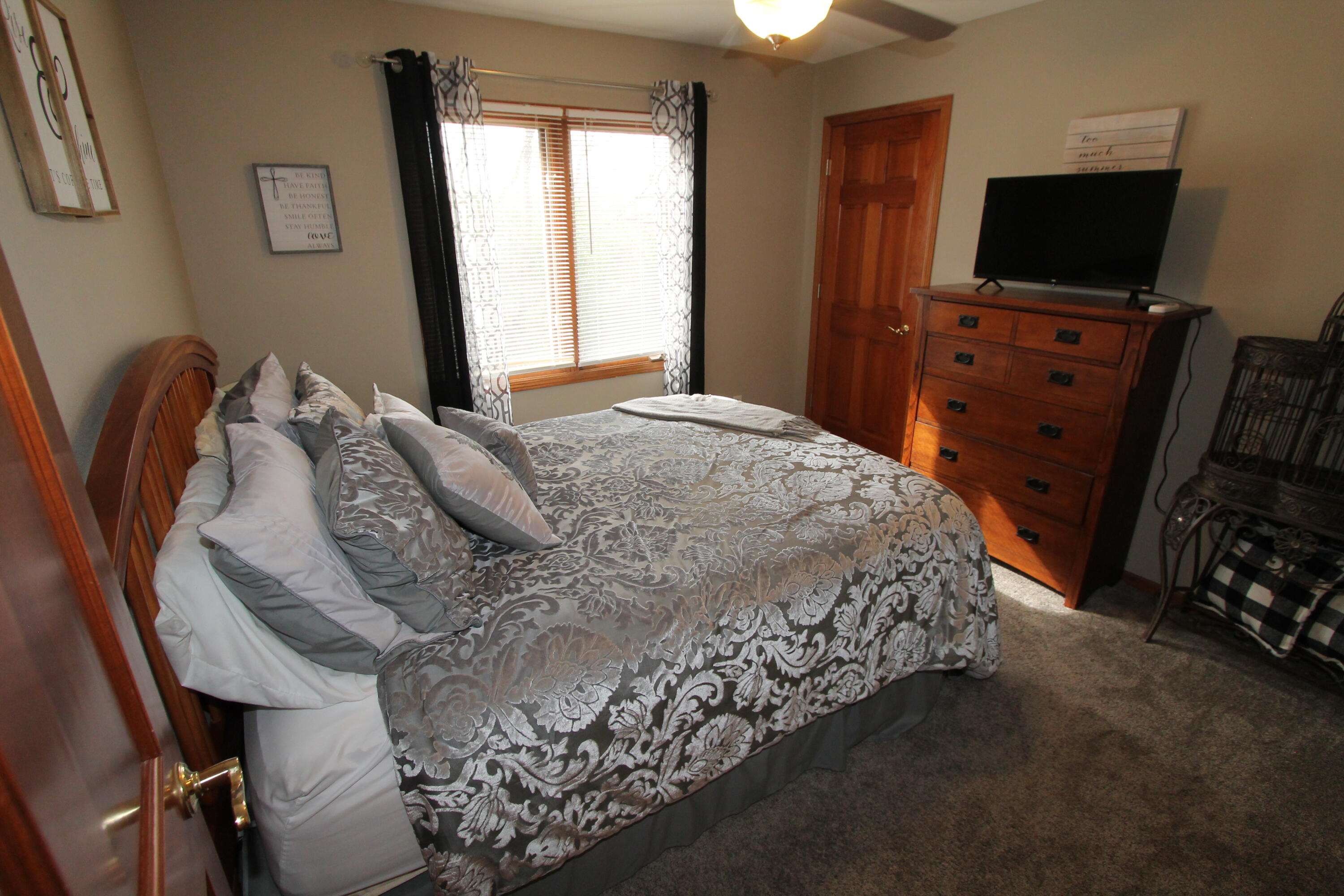 3107 Walden Way, Racine