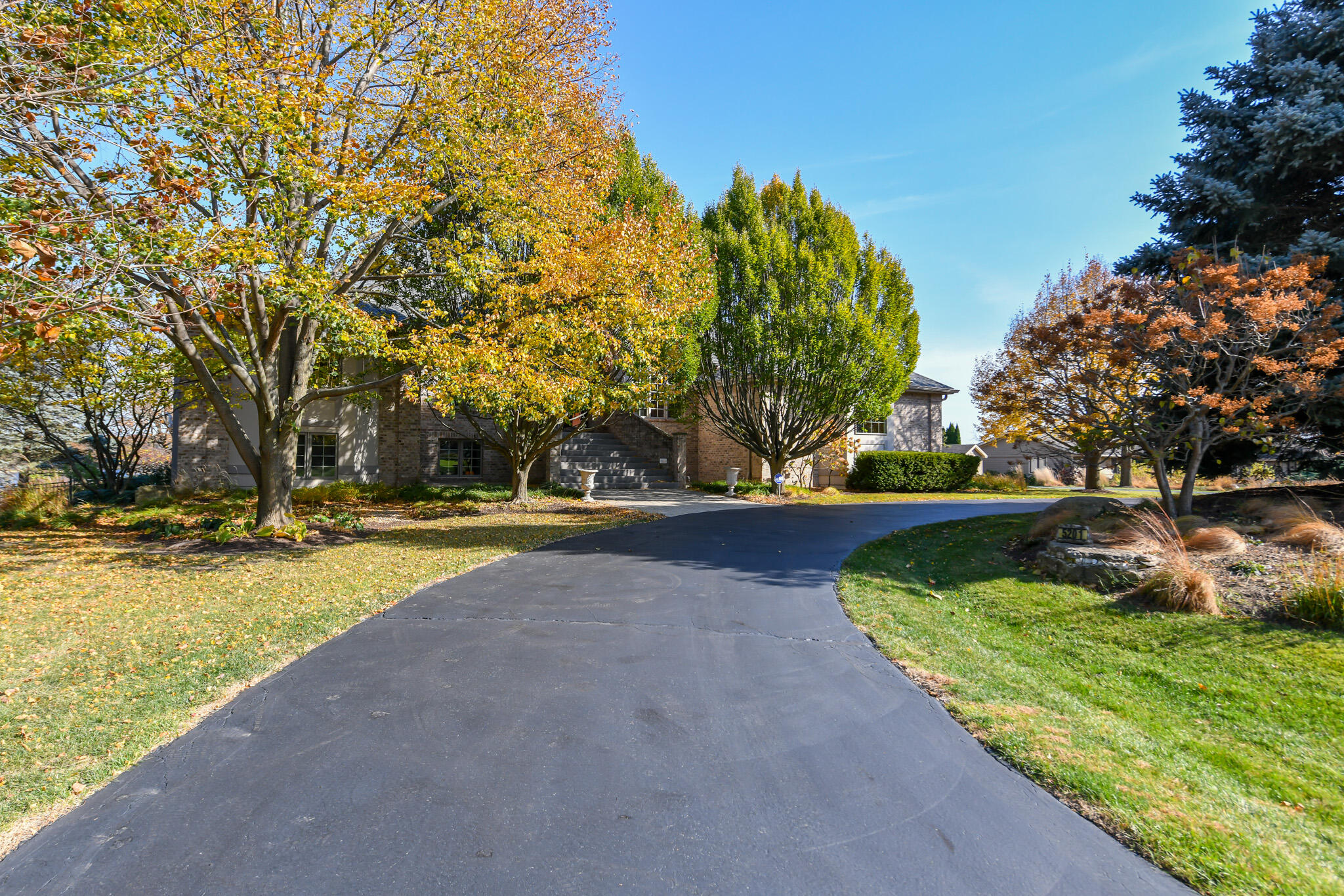 5201 Riverside Rd, Waterford