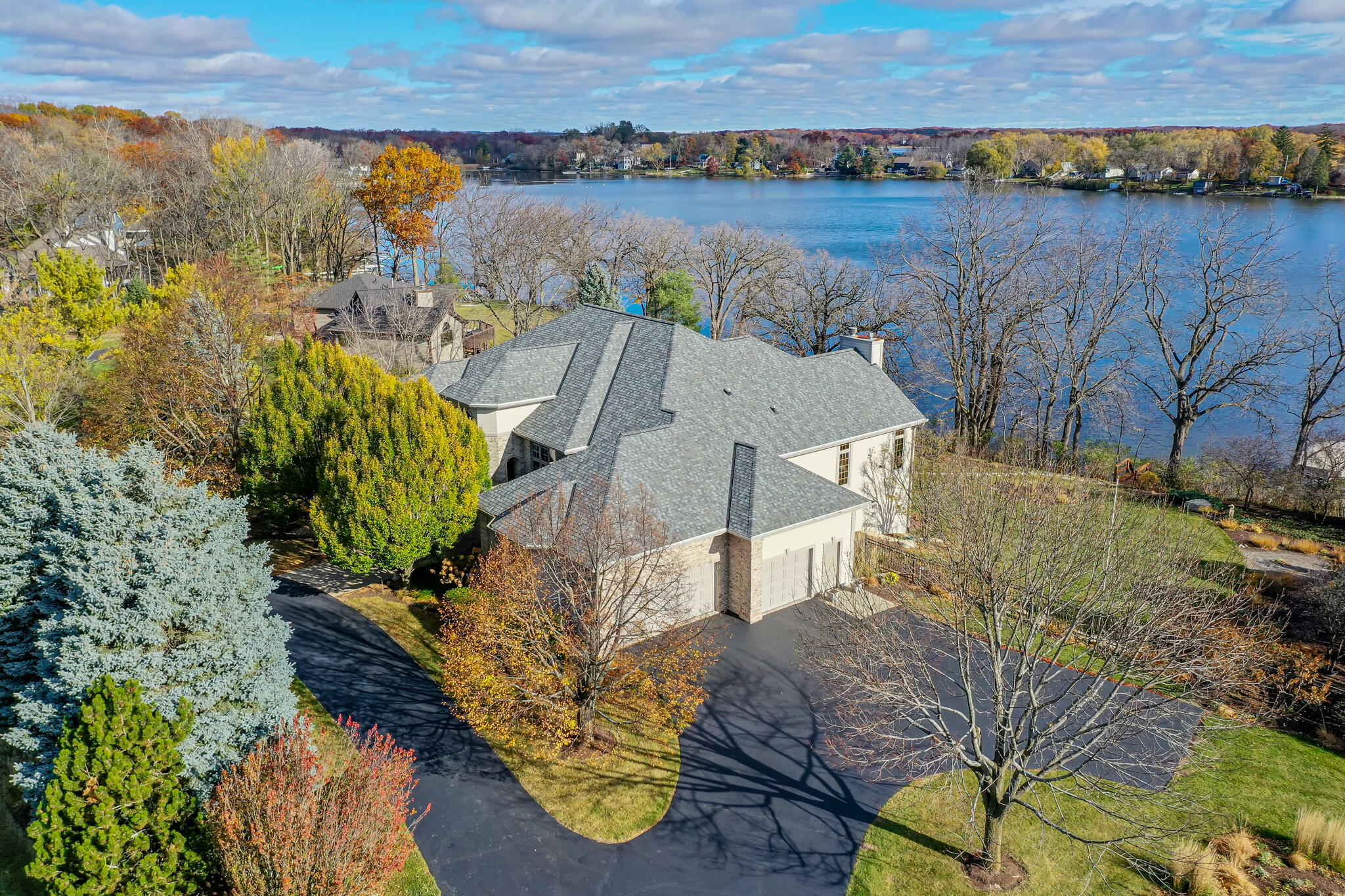 5201 Riverside Rd, Waterford