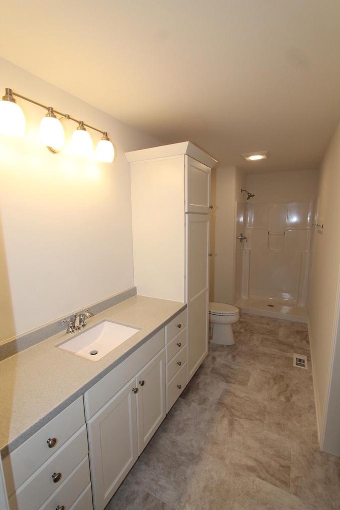 309 North Trailview CIRCLE 32