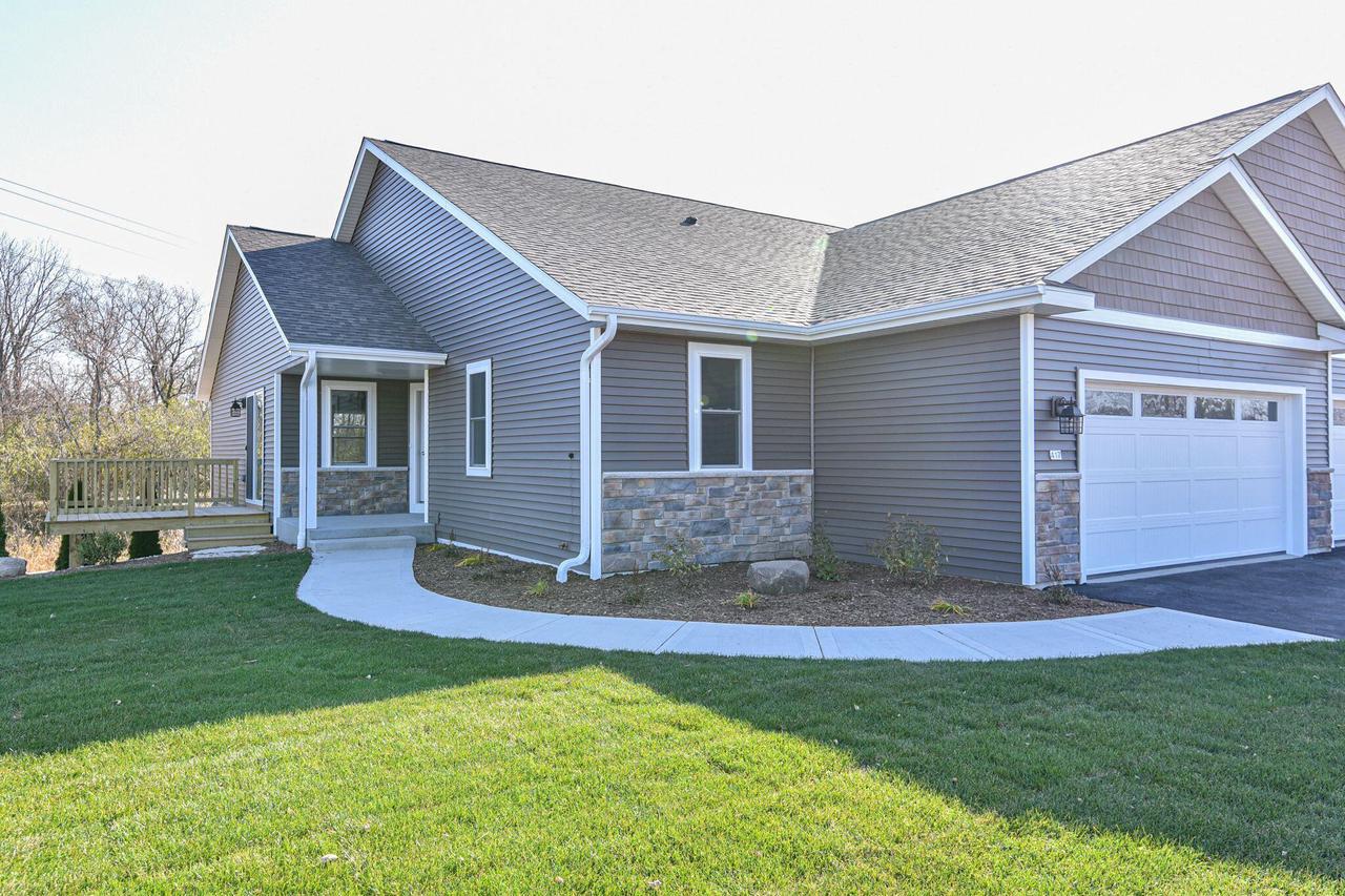 309 North Trailview CIRCLE 32