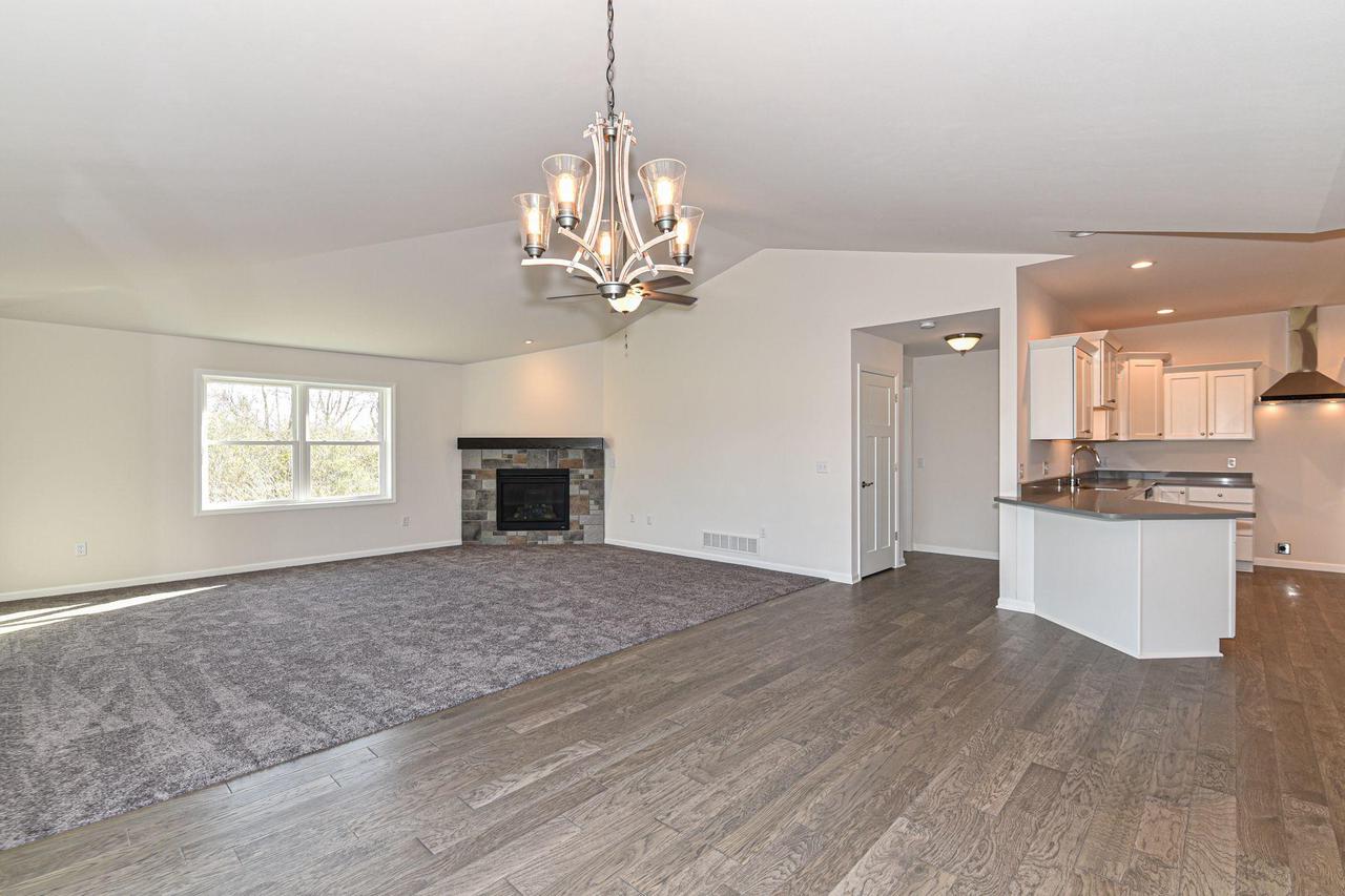 309 North Trailview CIRCLE 32