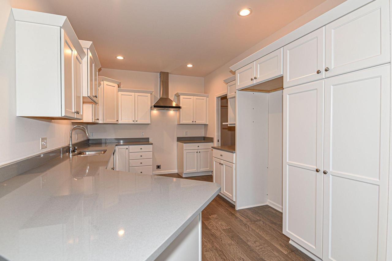 309 North Trailview CIRCLE 32