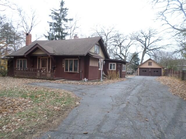 7743 Cooper Rd, Pleasant Prairie