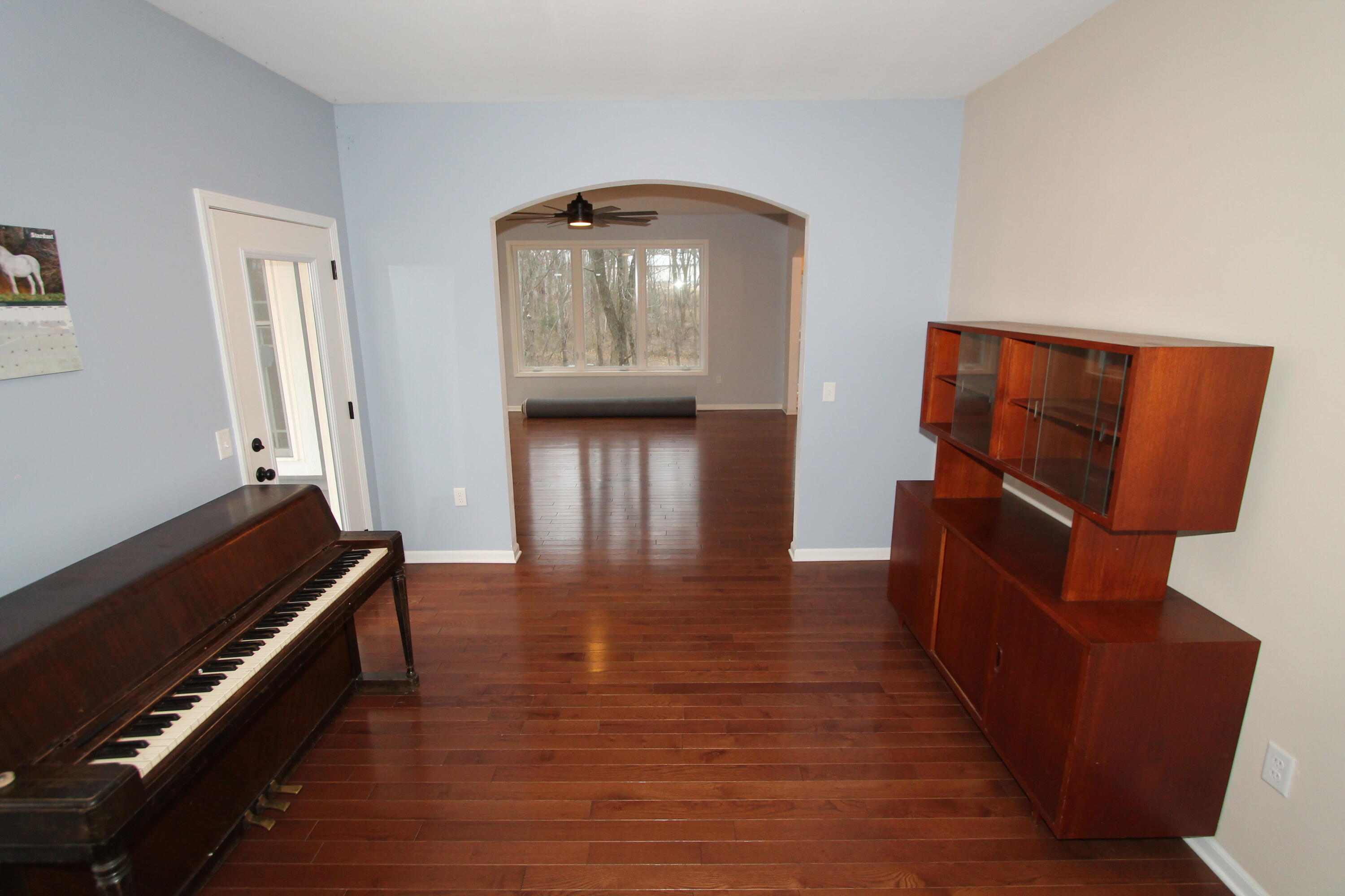 N5902 Hargraves Rd