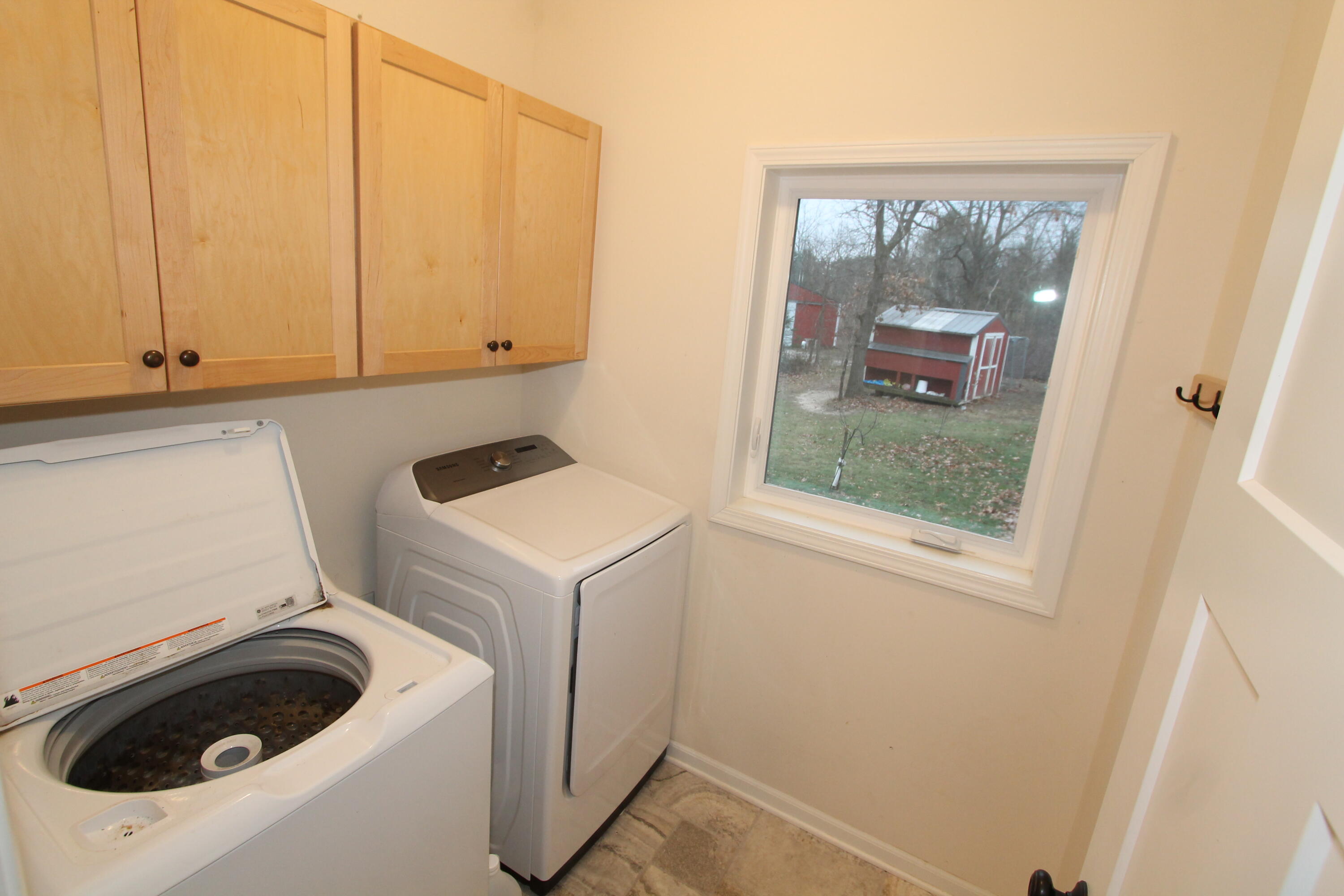 N5902 Hargraves Rd