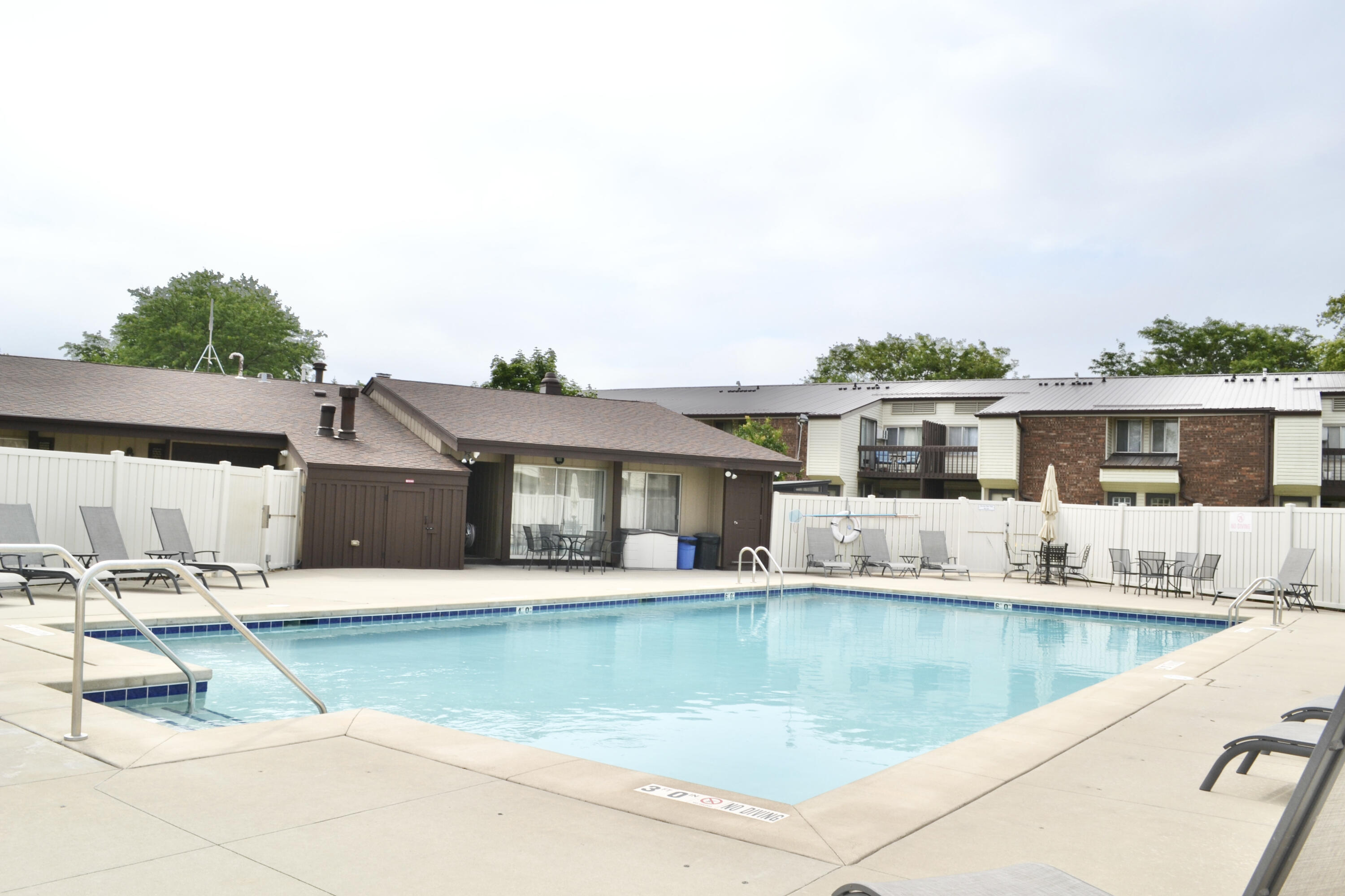 1447 28th Ct, Kenosha