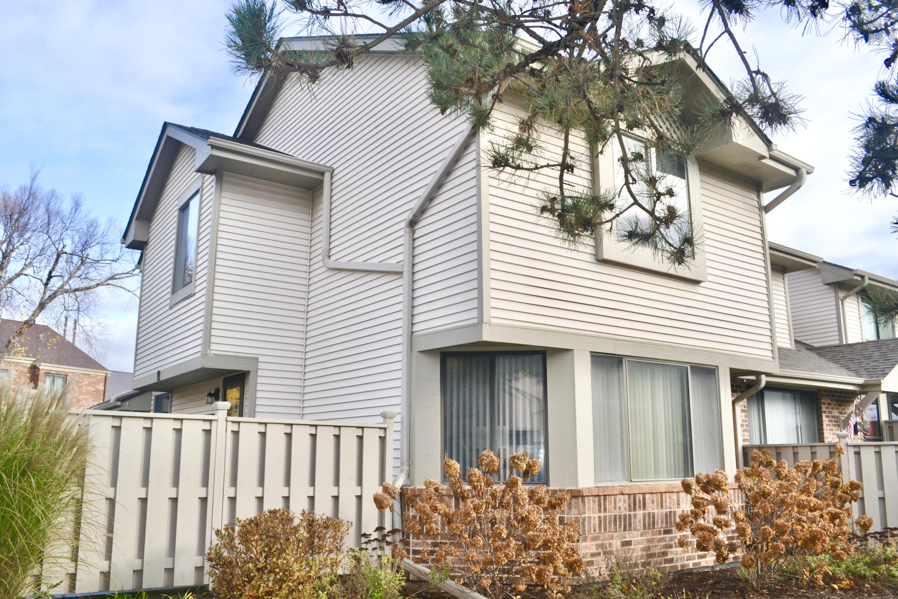 1447 28th Ct, Kenosha