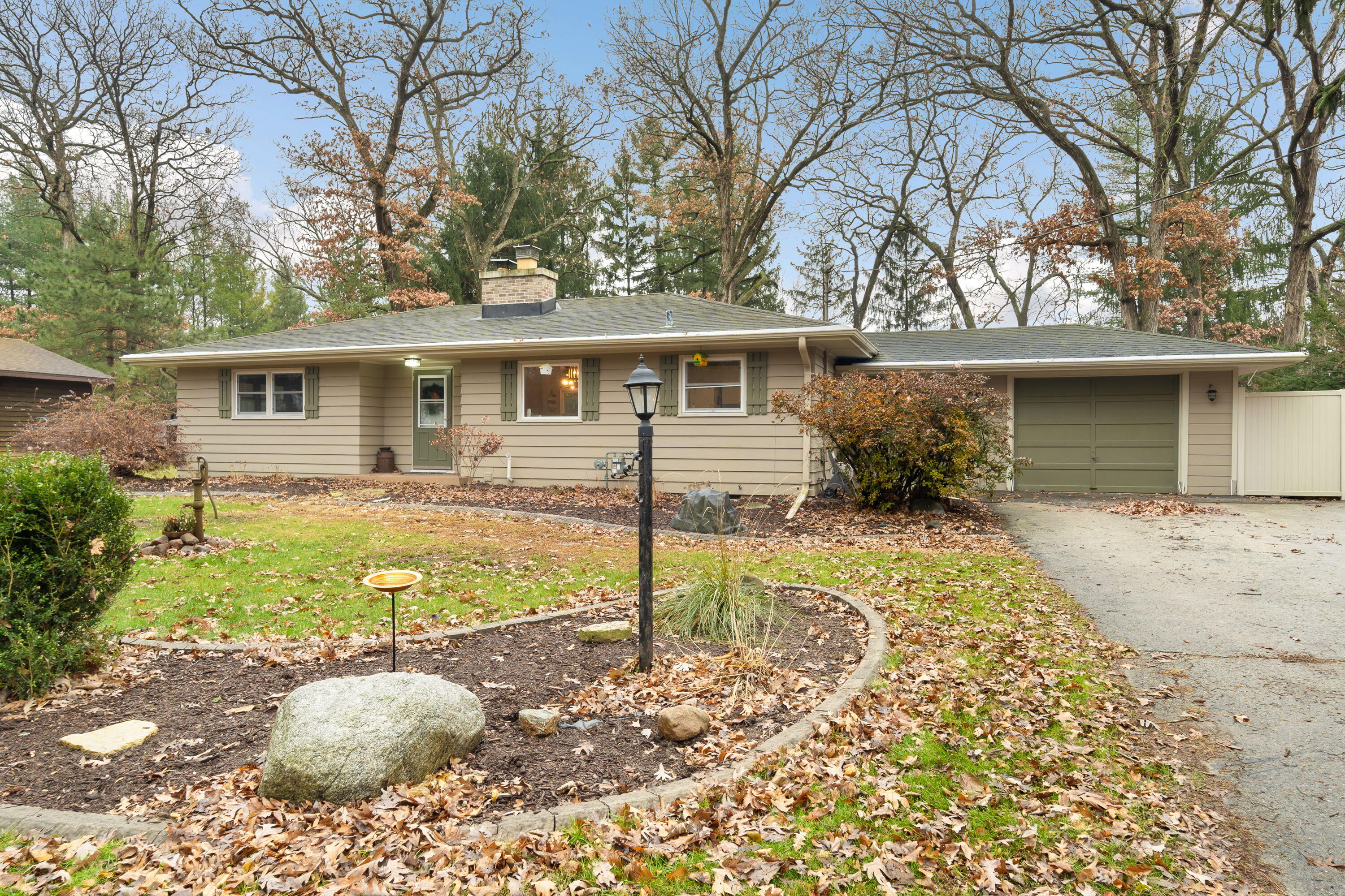 29613 Timberlane Dr, Rochester
