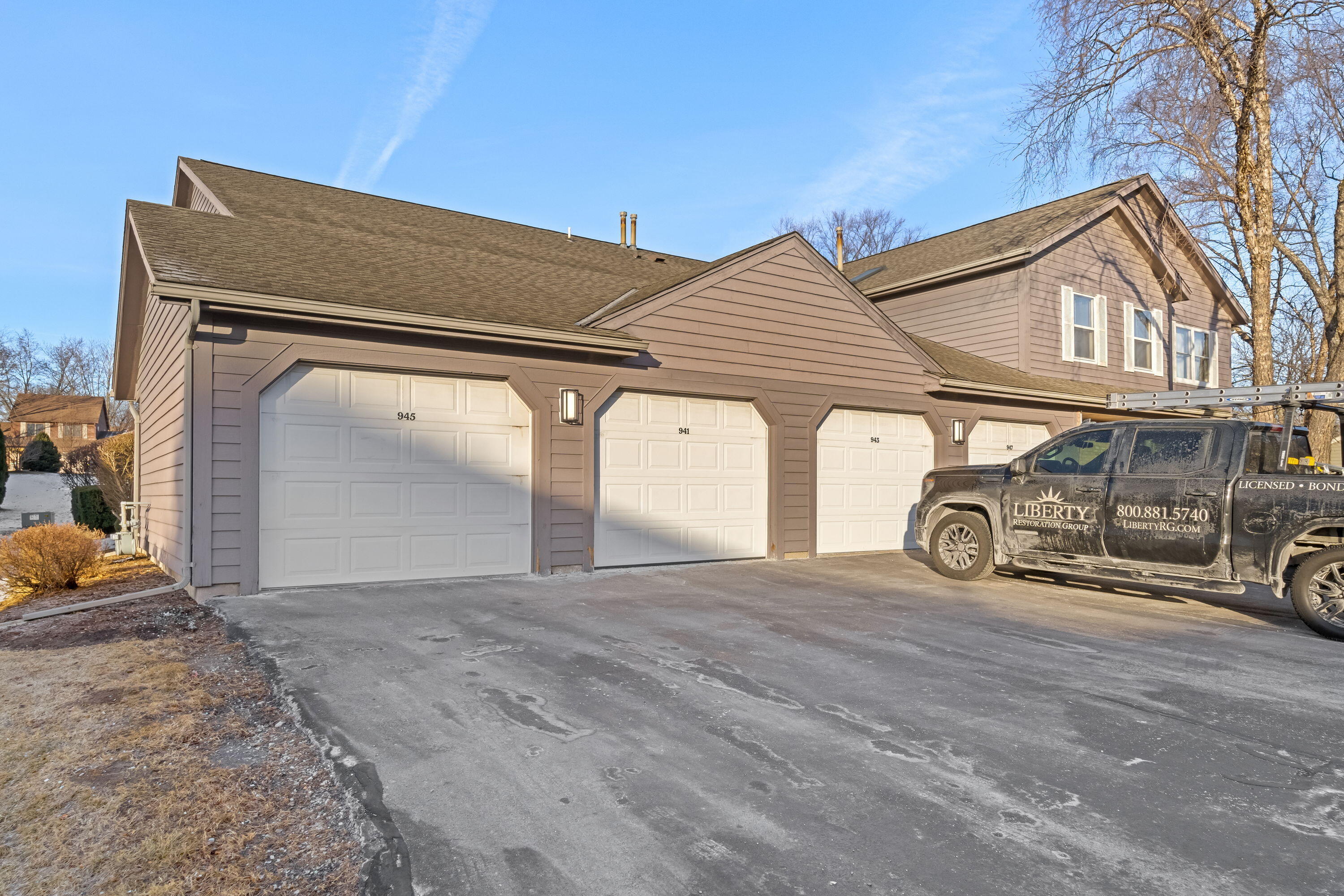 945 Crestwood Dr, 2C, Burlington