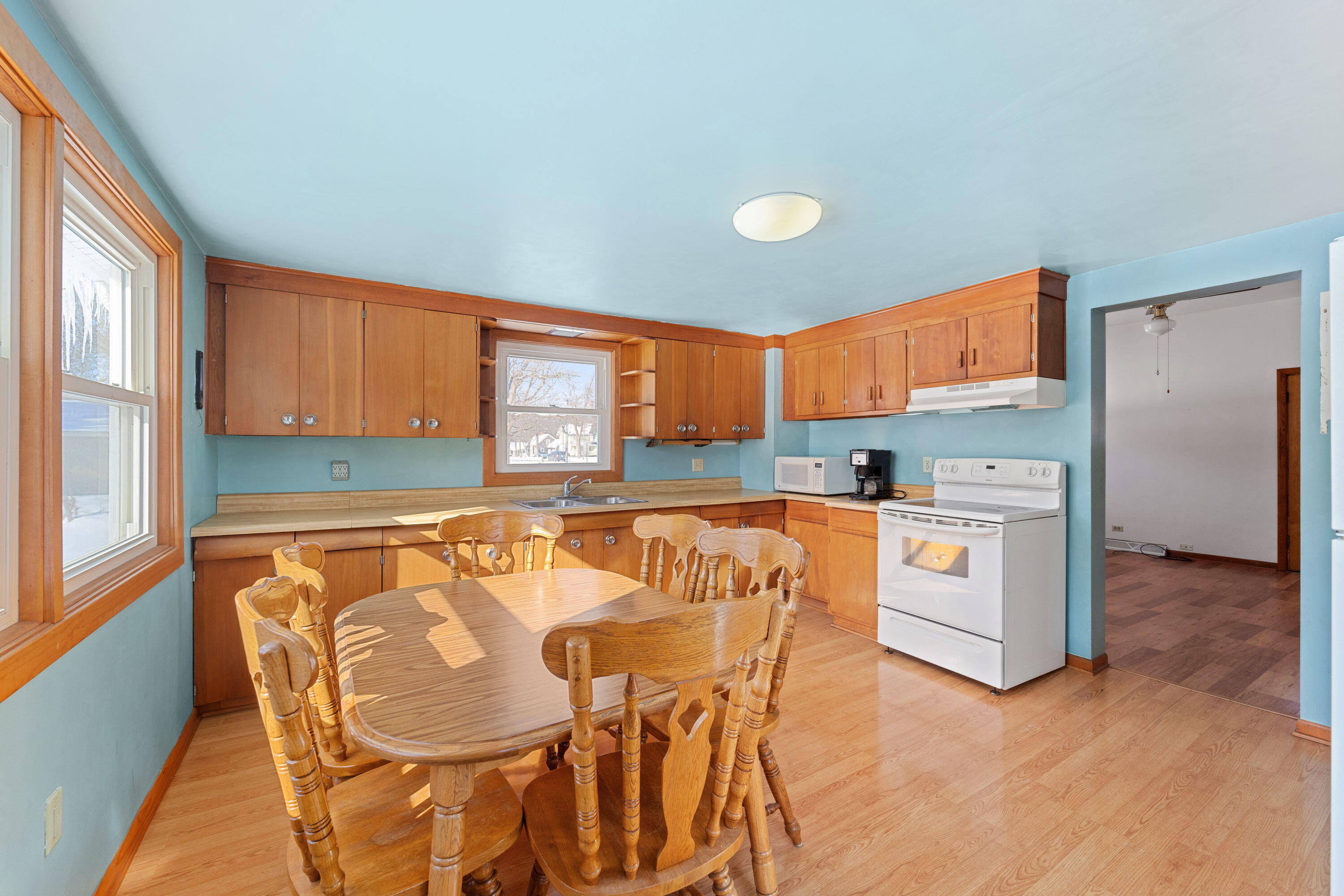 309 E Main St, Rochester