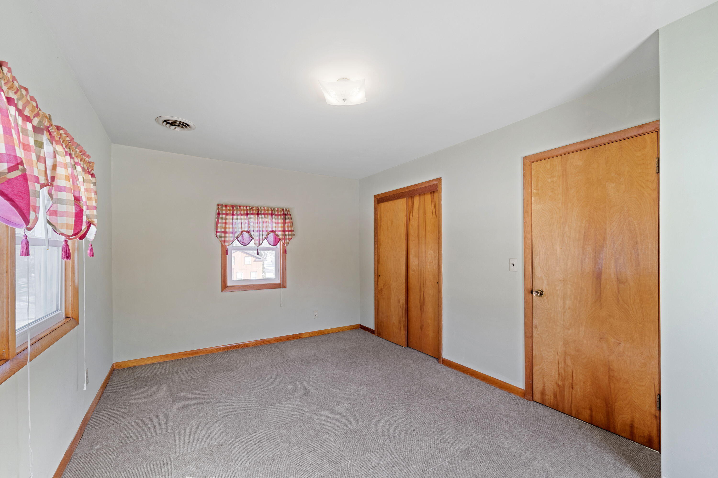 309 E Main St, Rochester