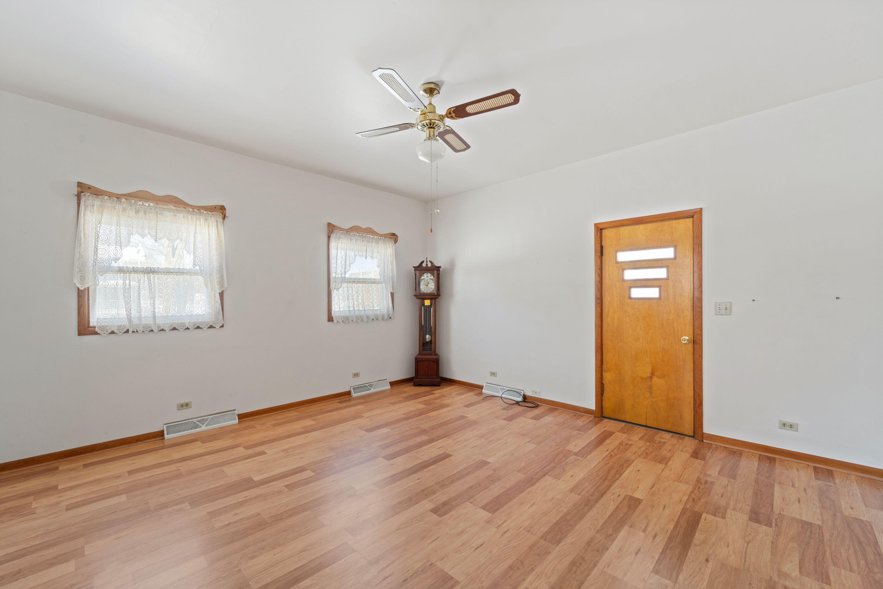 309 E Main St, Rochester
