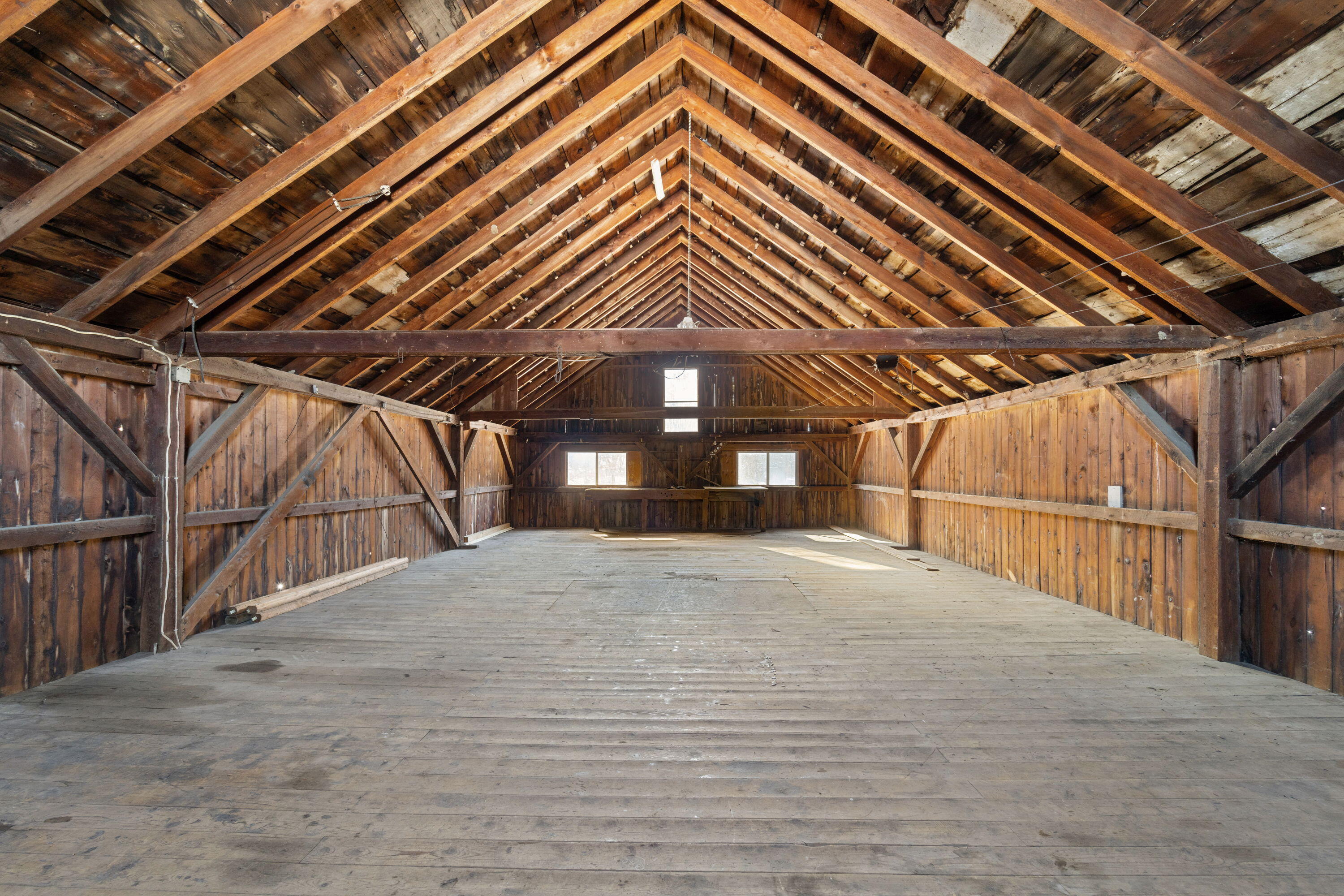 309 E Main St, Rochester