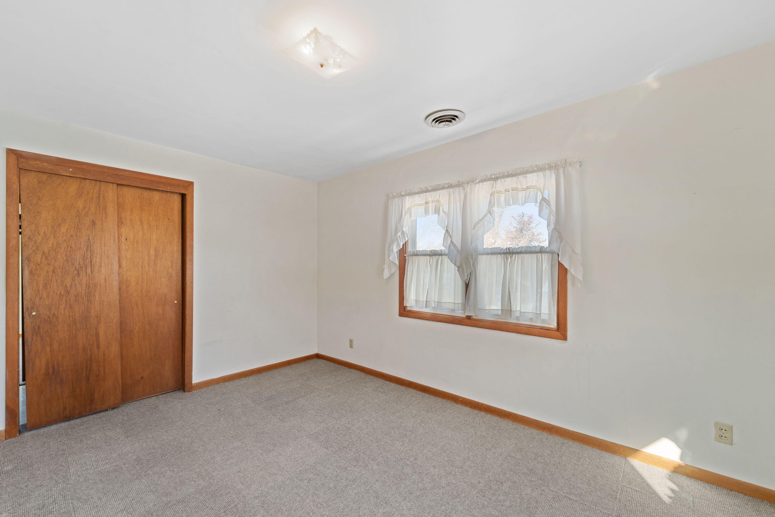 309 E Main St, Rochester