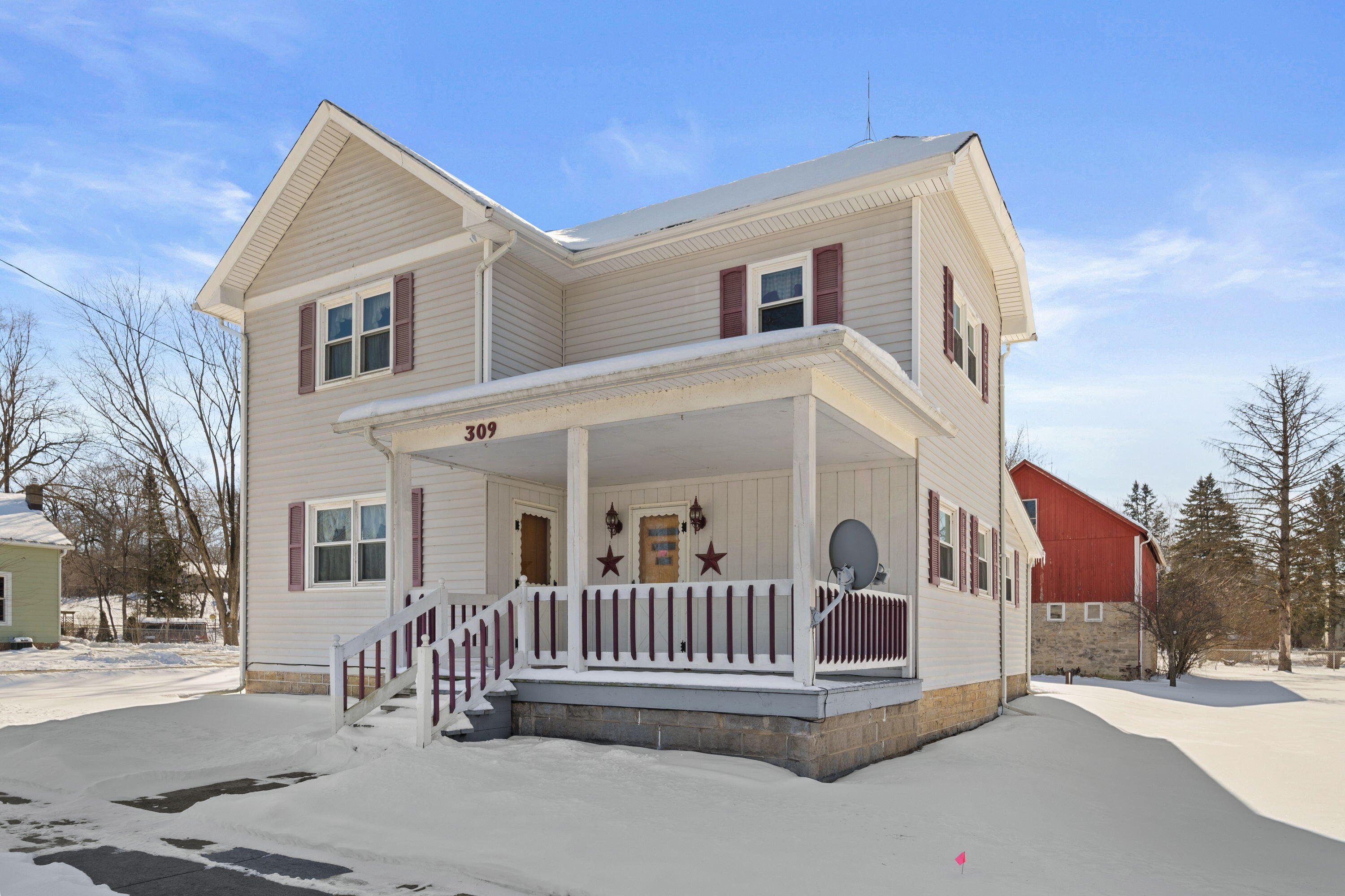 309 E Main St, Rochester