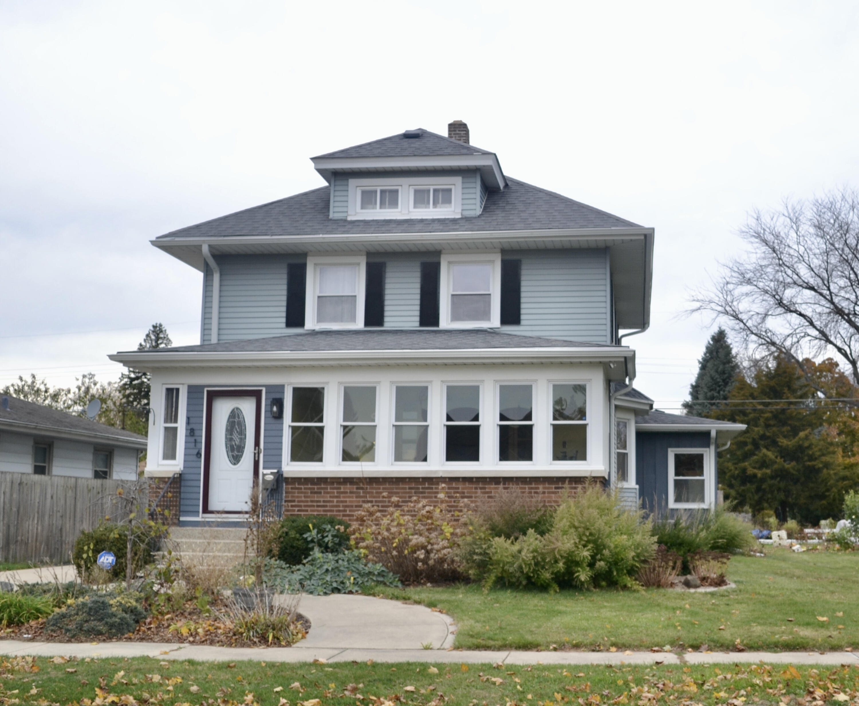 1816 27th St, Kenosha