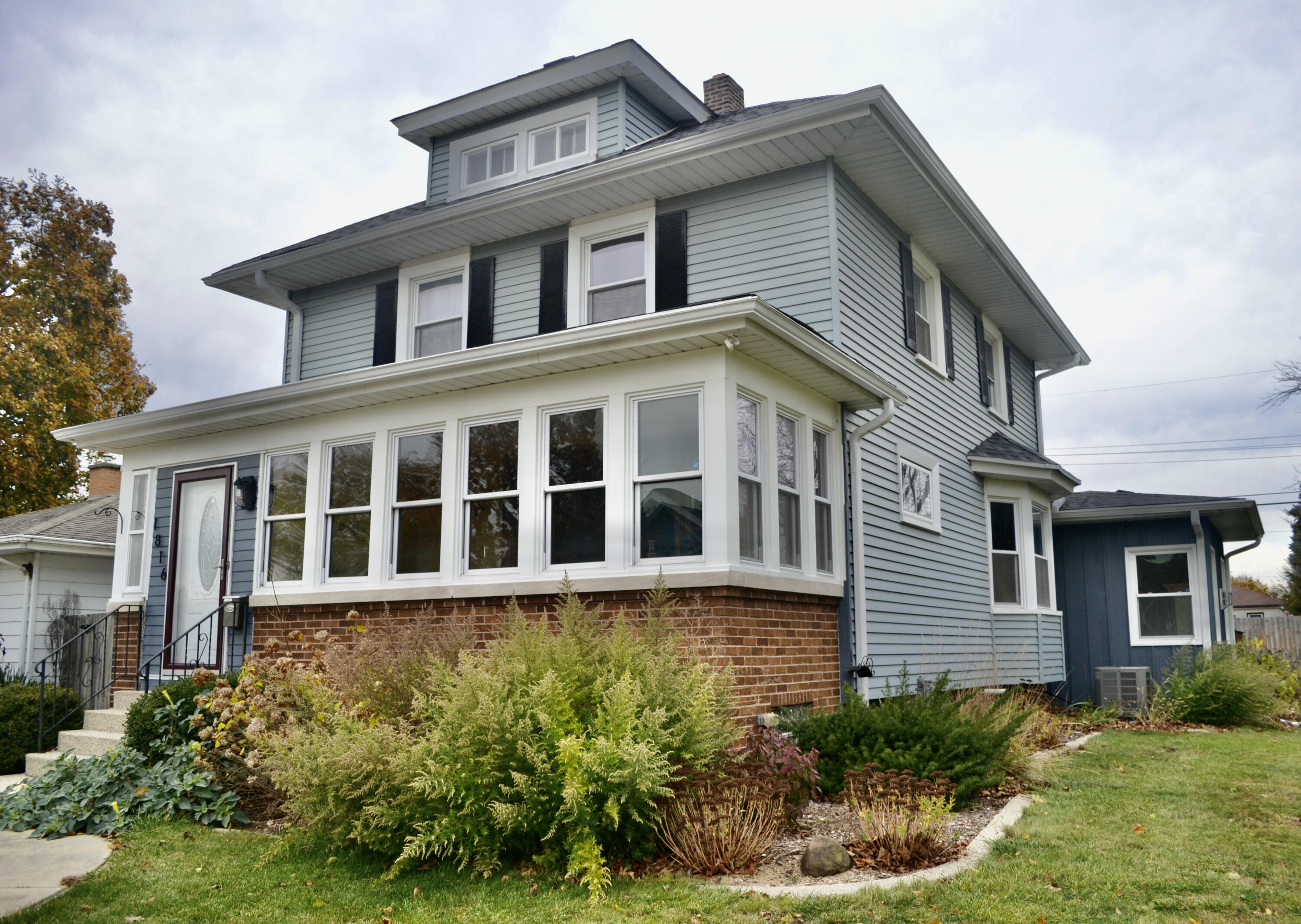 1816 27th St, Kenosha