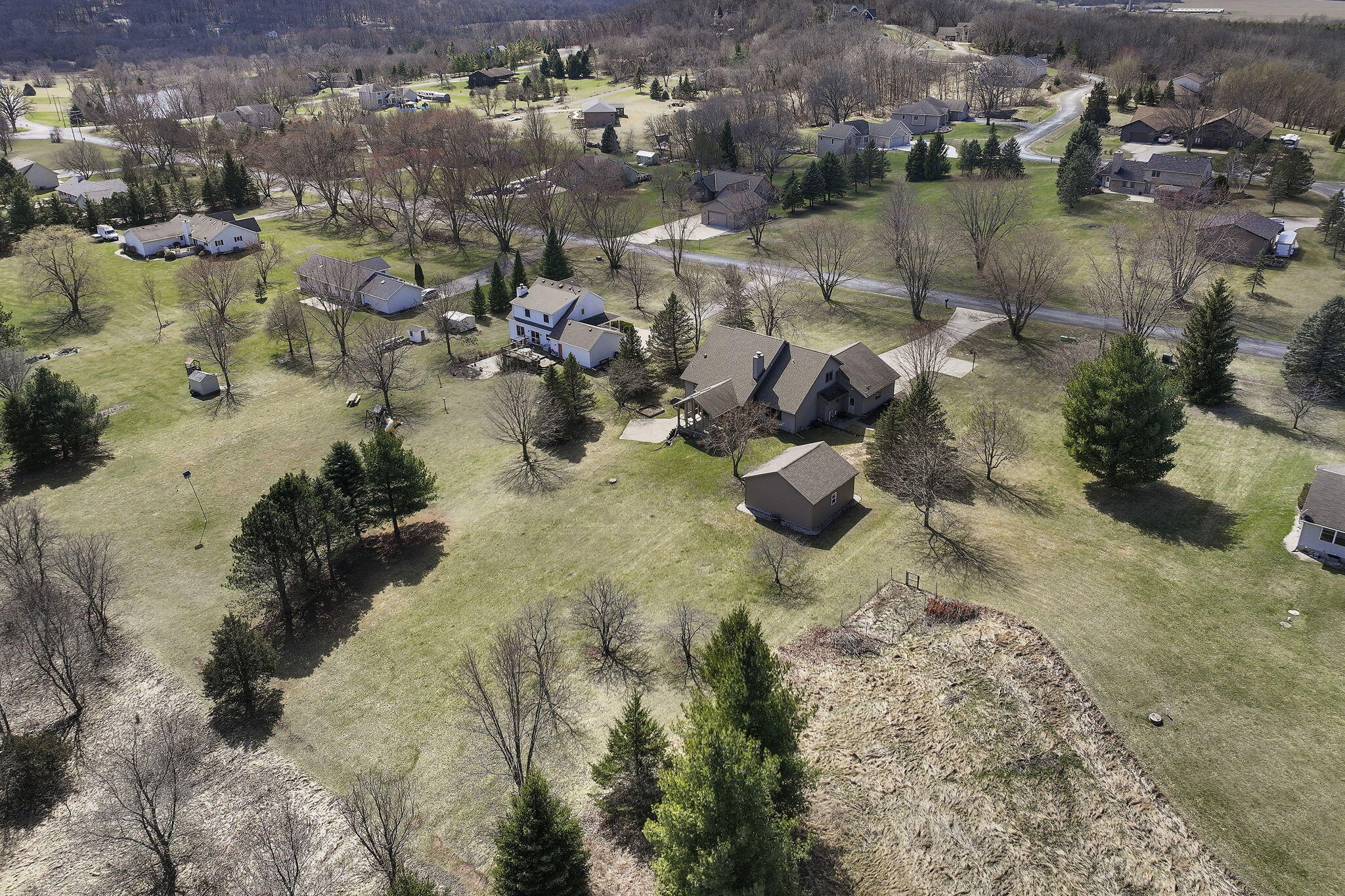 N6388 Paradise Dr