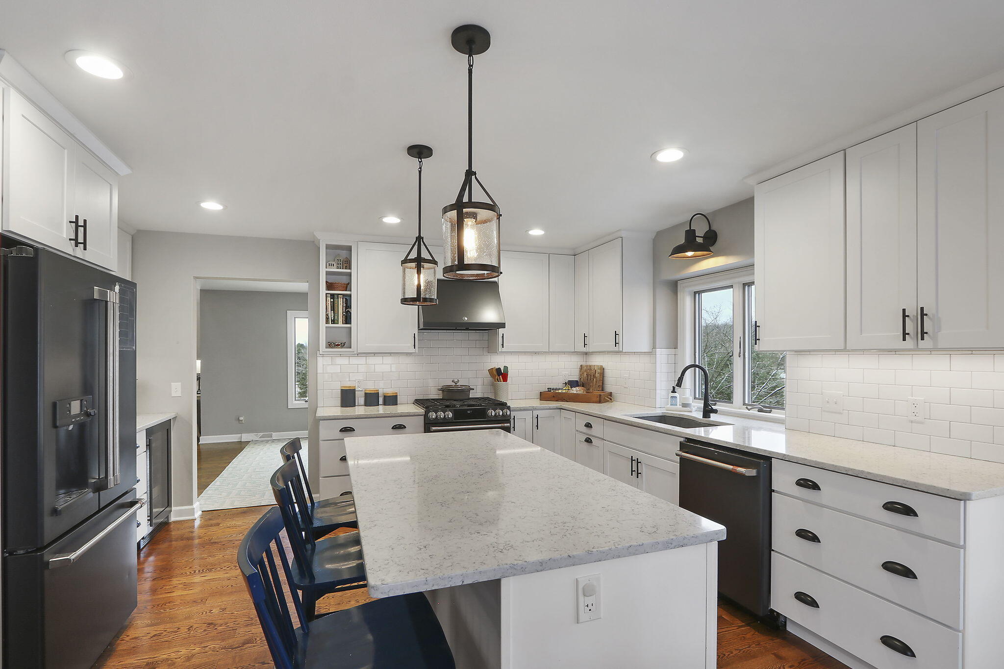 N6388 Paradise Dr