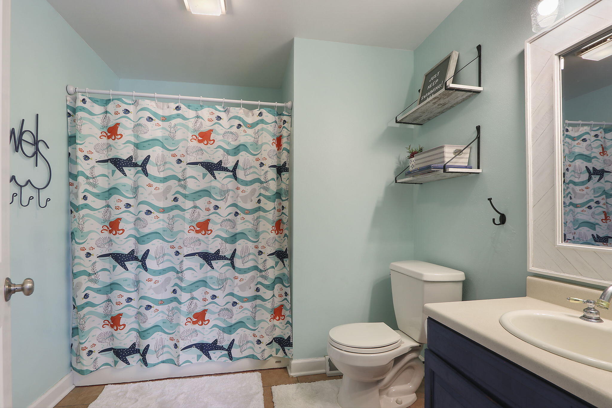 N6388 Paradise Dr