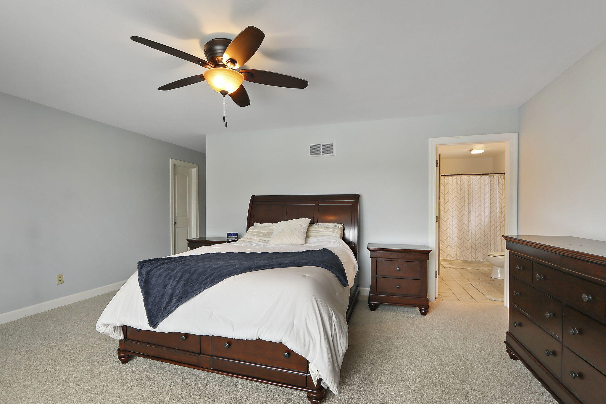 N6388 Paradise Dr