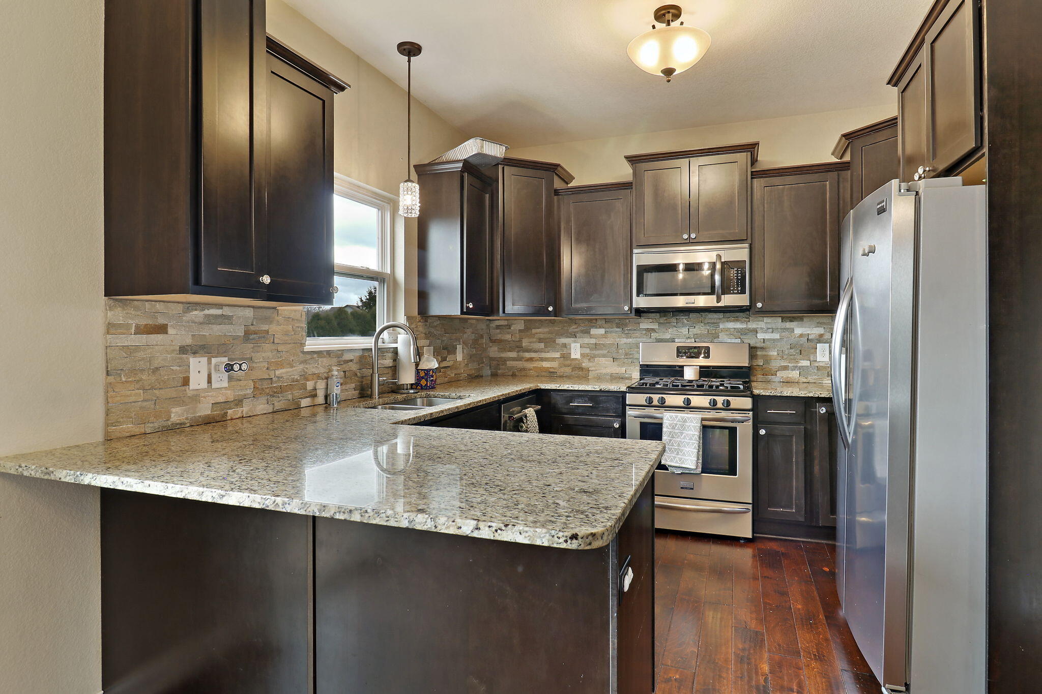 1416 Devon Rd, Burlington