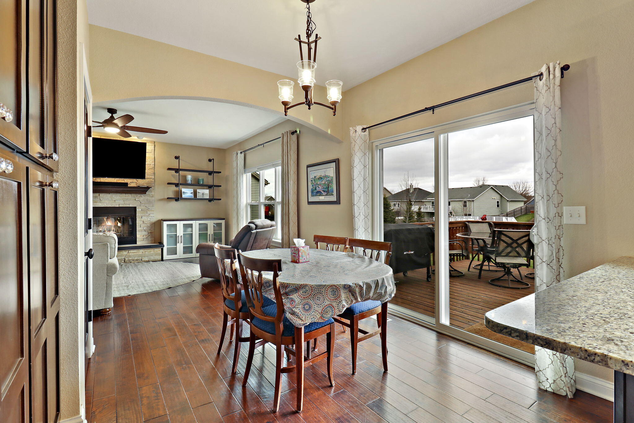 1416 Devon Rd, Burlington