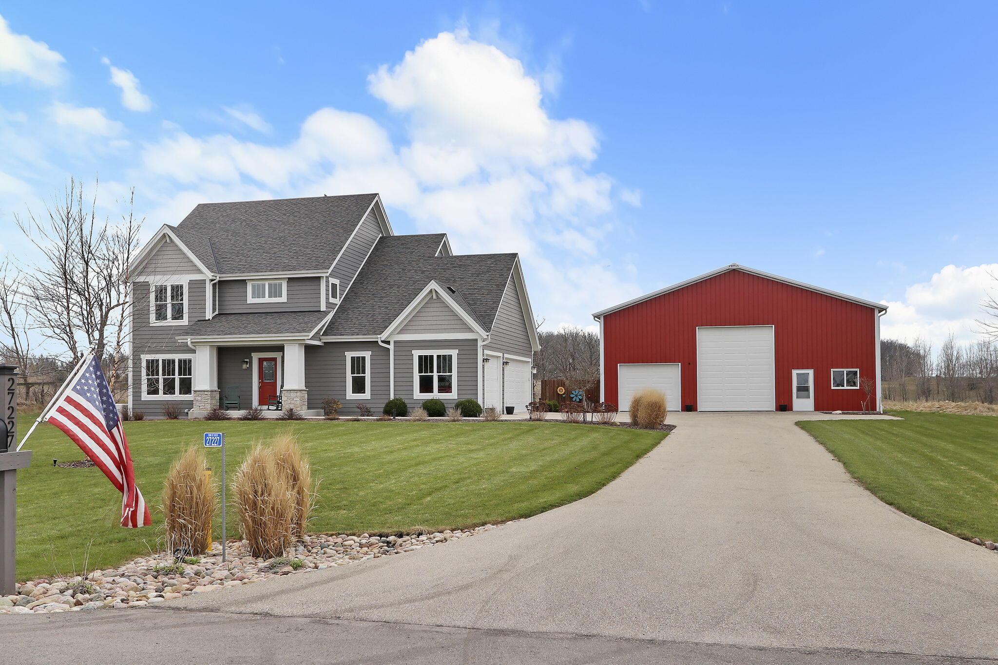 27227 Dover View Ln, Dover