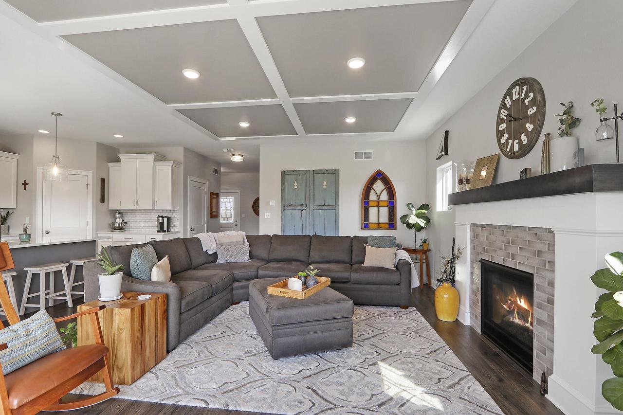 27227 Dover View LANE