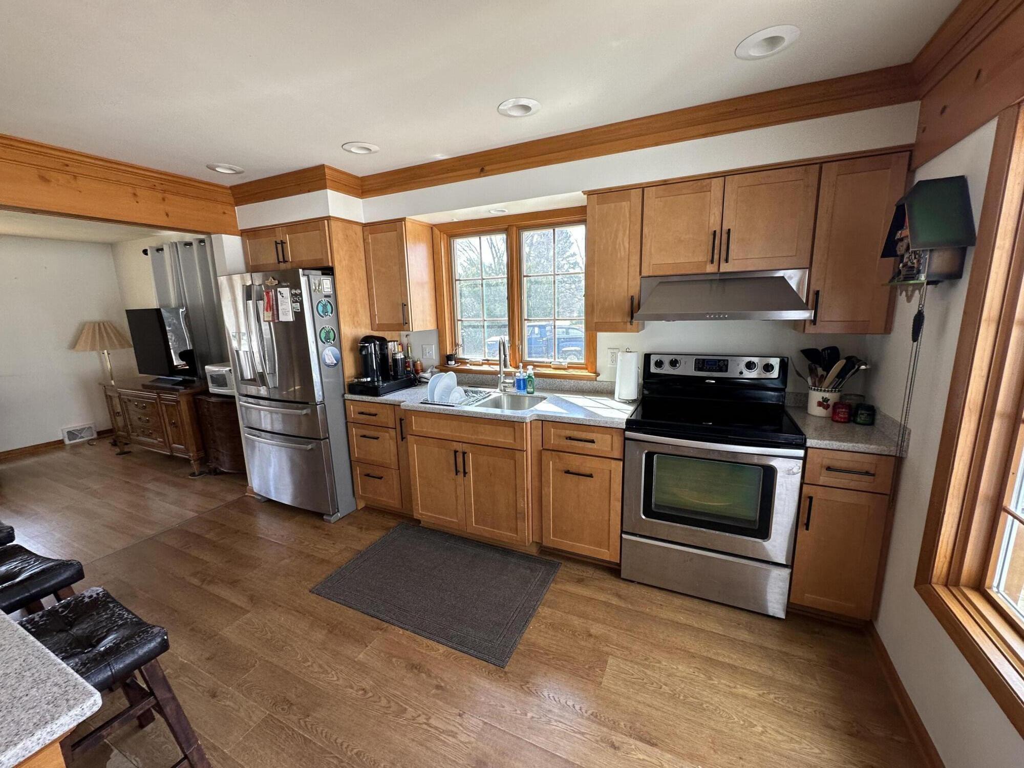 125 N Kendrick Ave, Burlington