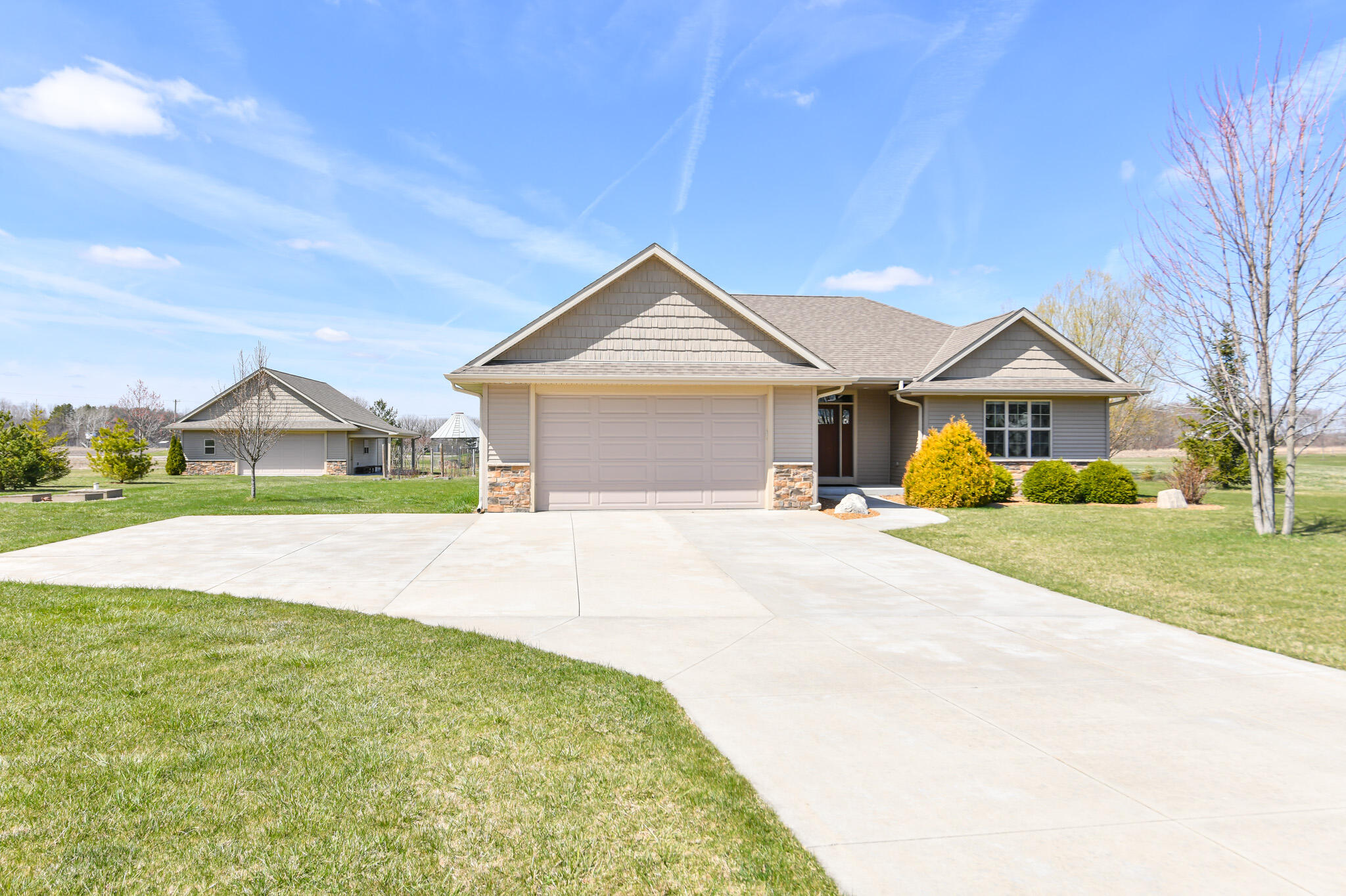 2857 43rd St, Raymond