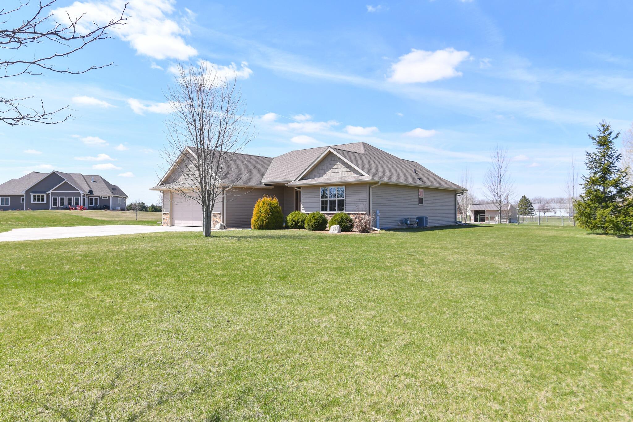 2857 43rd St, Raymond