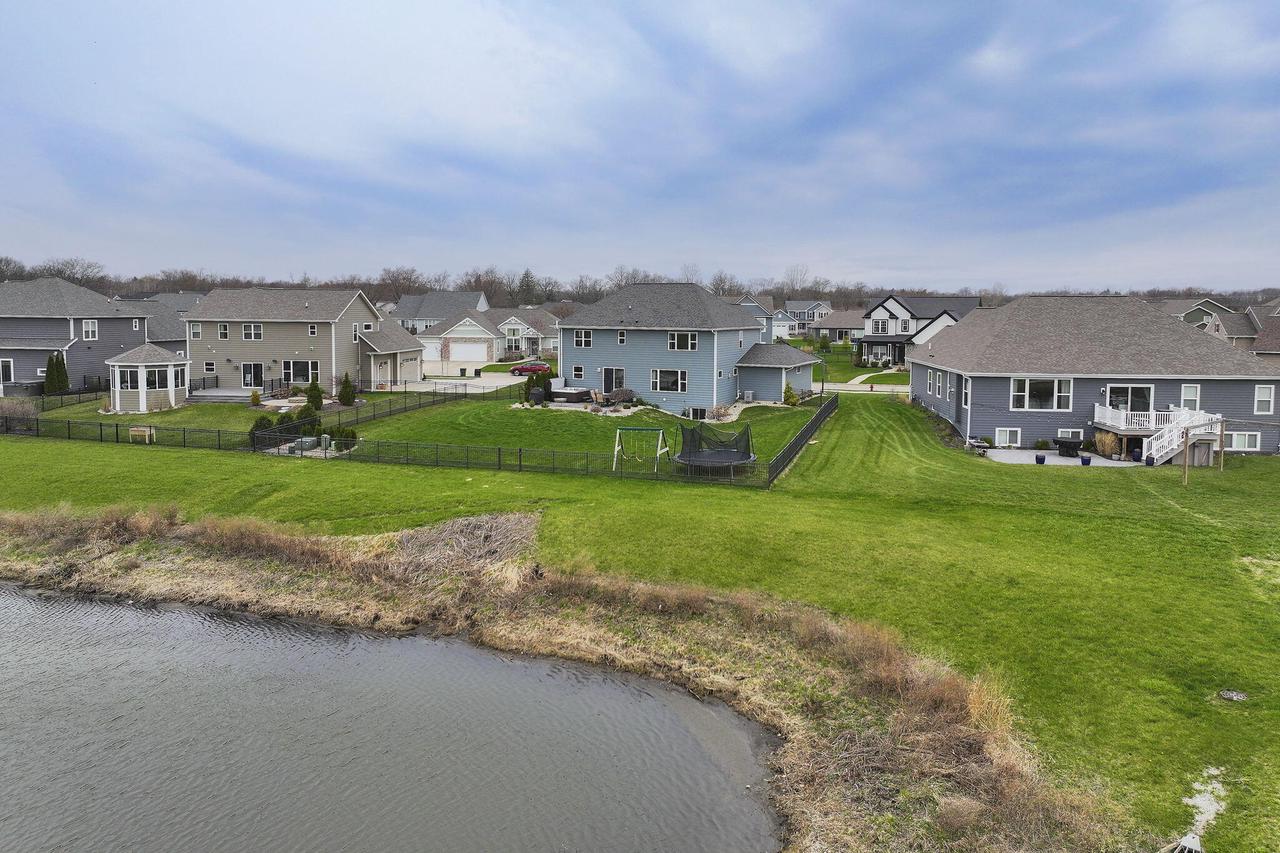 7797 Fredricksburg COURT