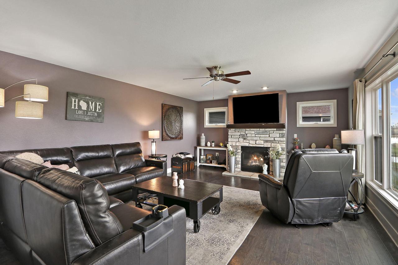 7797 Fredricksburg COURT
