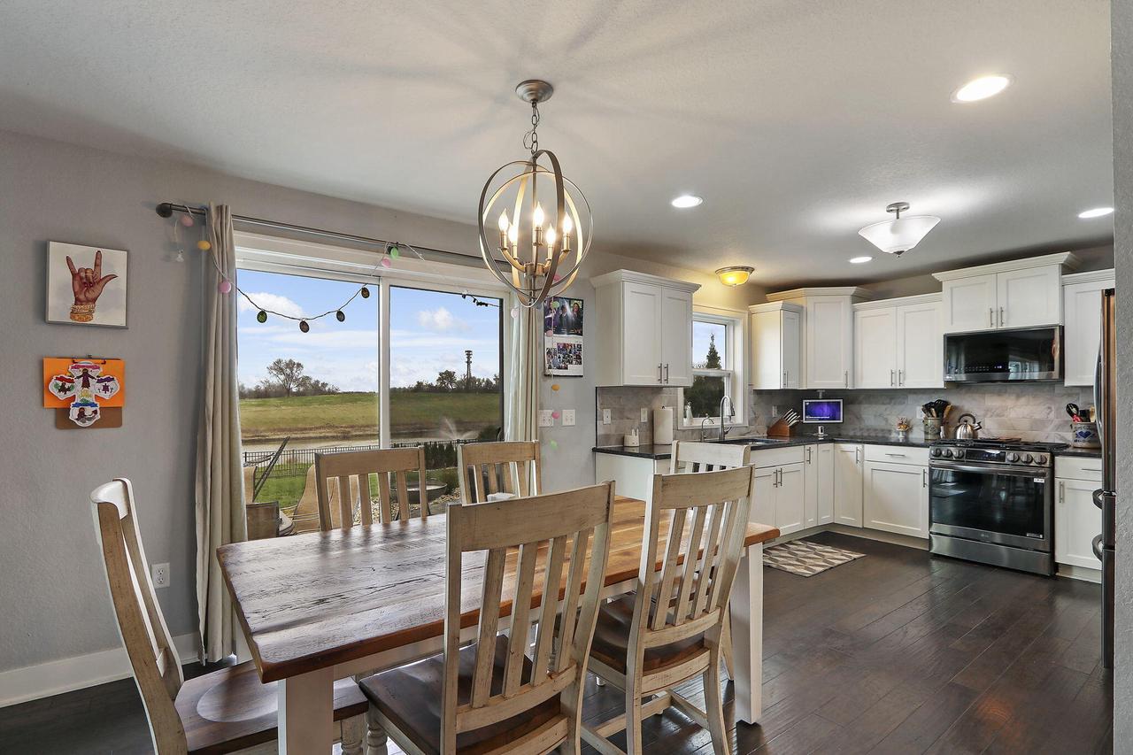 7797 Fredricksburg COURT