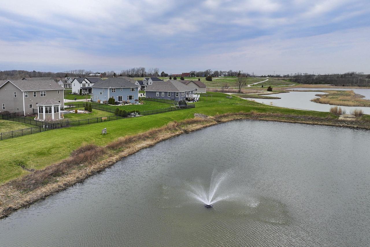 7797 Fredricksburg COURT