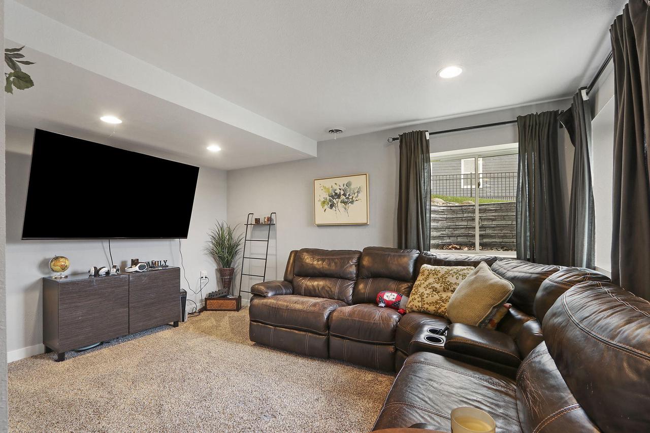 7797 Fredricksburg COURT