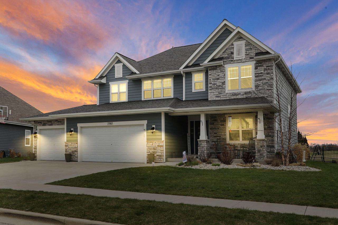 7797 Fredricksburg COURT
