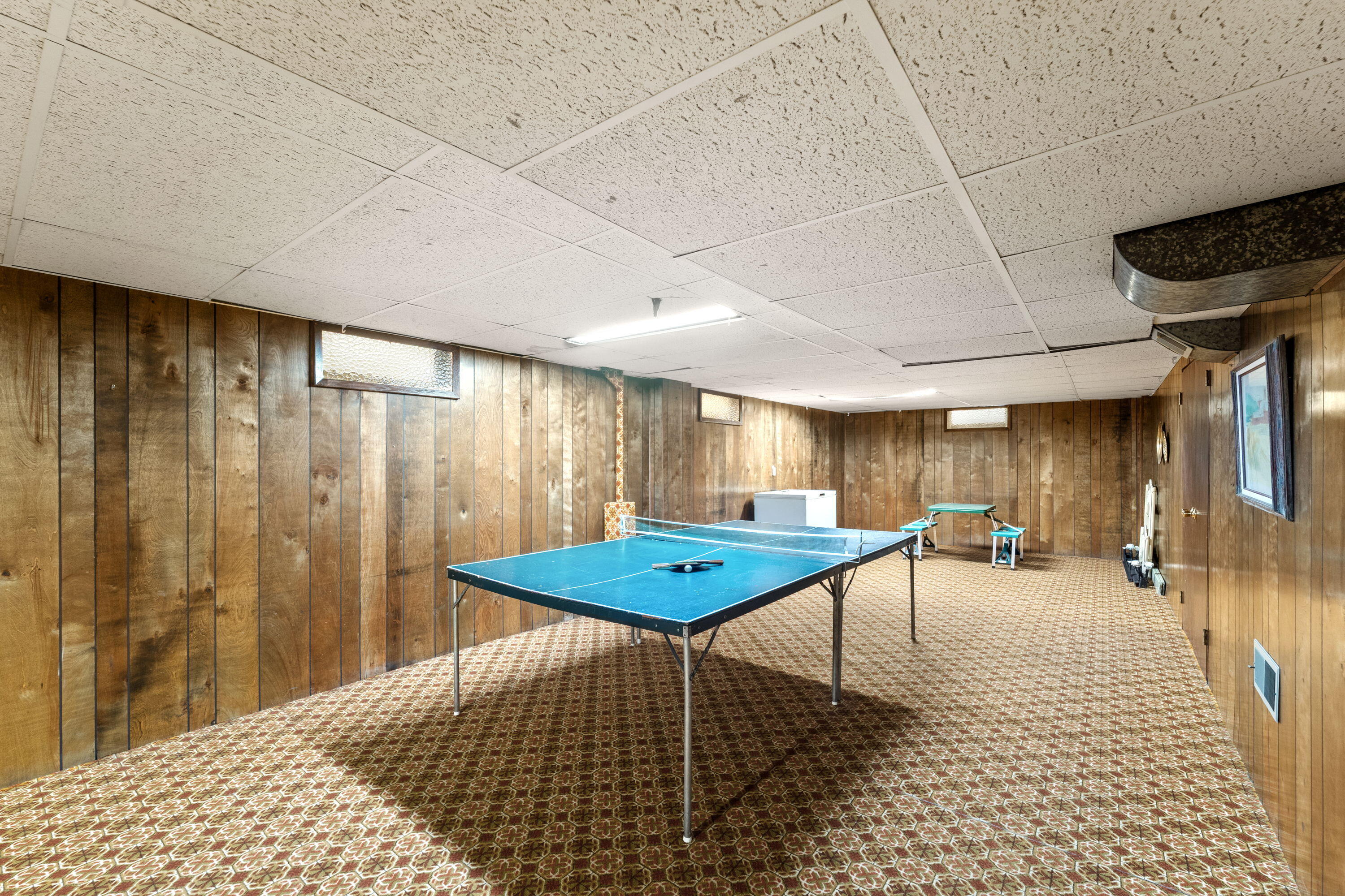 356 Robins Run, Burlington