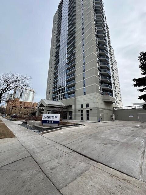 1660 N Prospect Ave, 302, Milwaukee