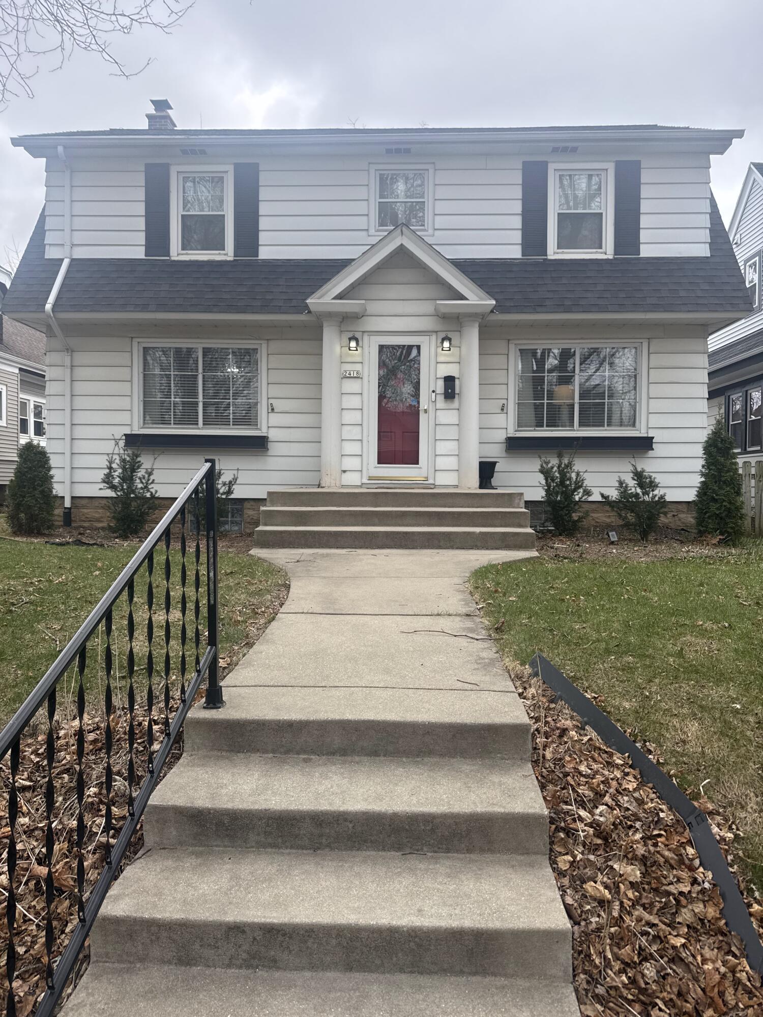 2418 N 65th St, Wauwatosa