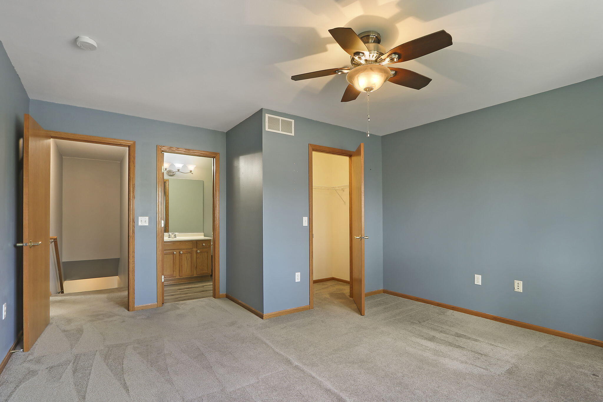 4669 S Forest Point Blvd, New Berlin